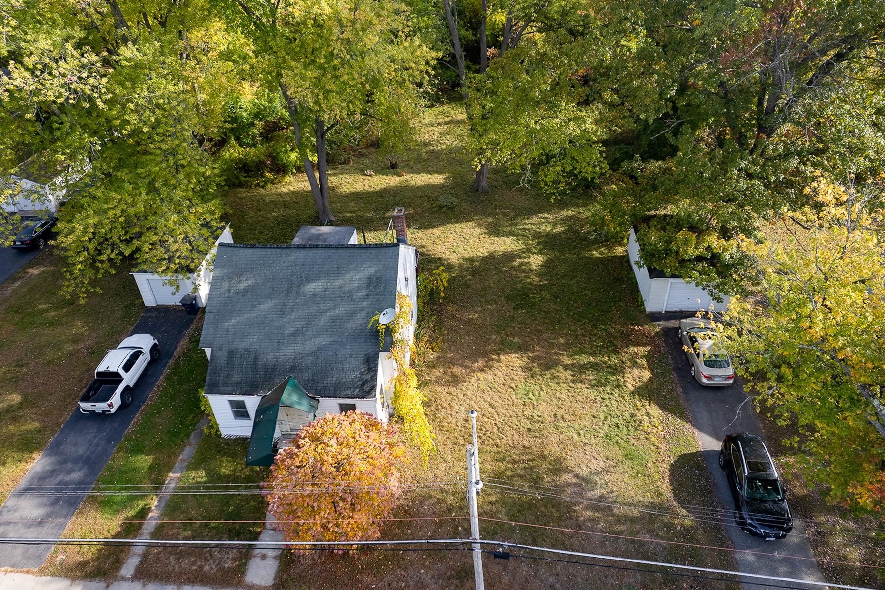 Atherton Ave, Nashua, NH 03064