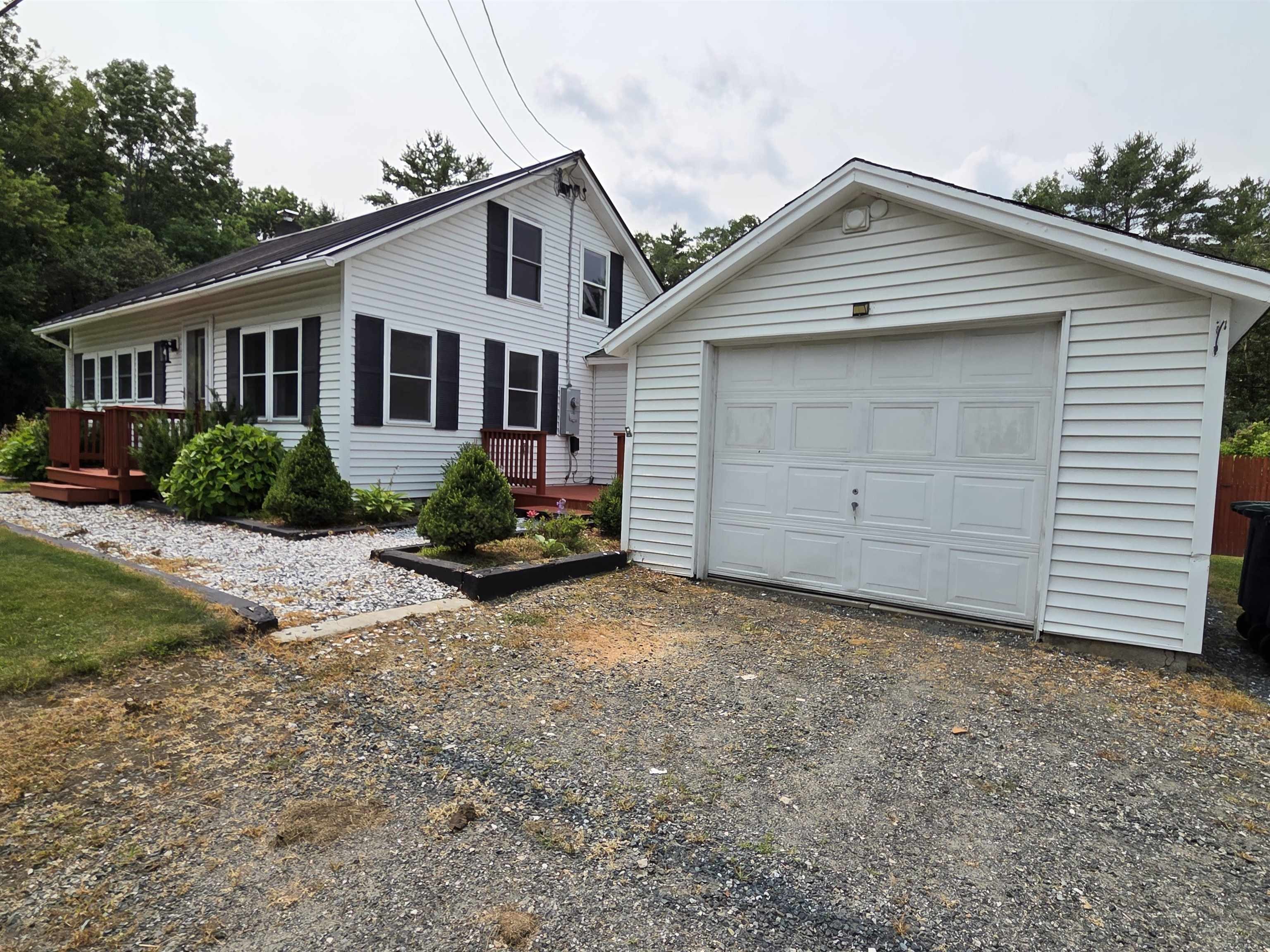 Shaker Hill Rd, Enfield, NH 03748