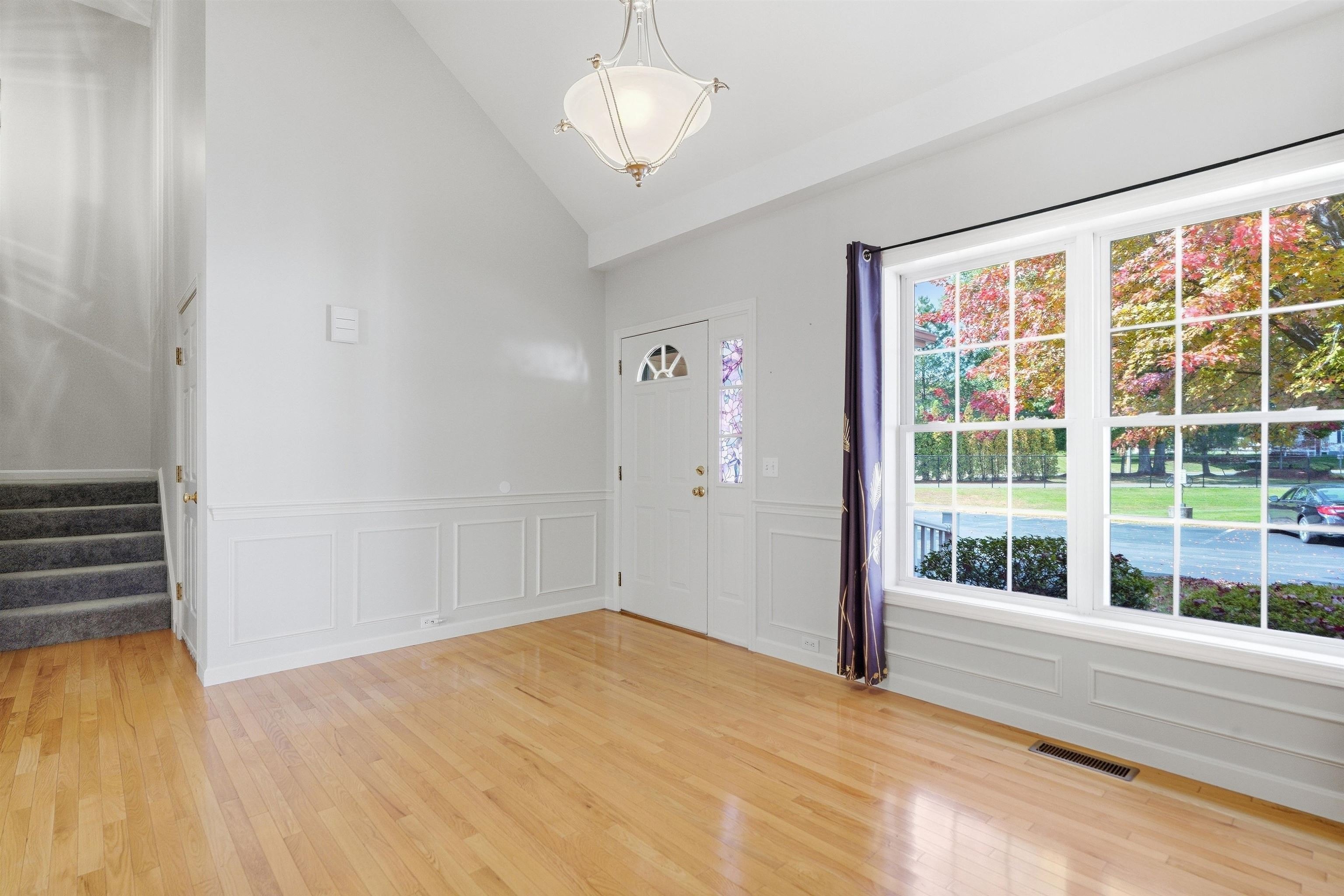 High St, Derry, NH 03038 #1