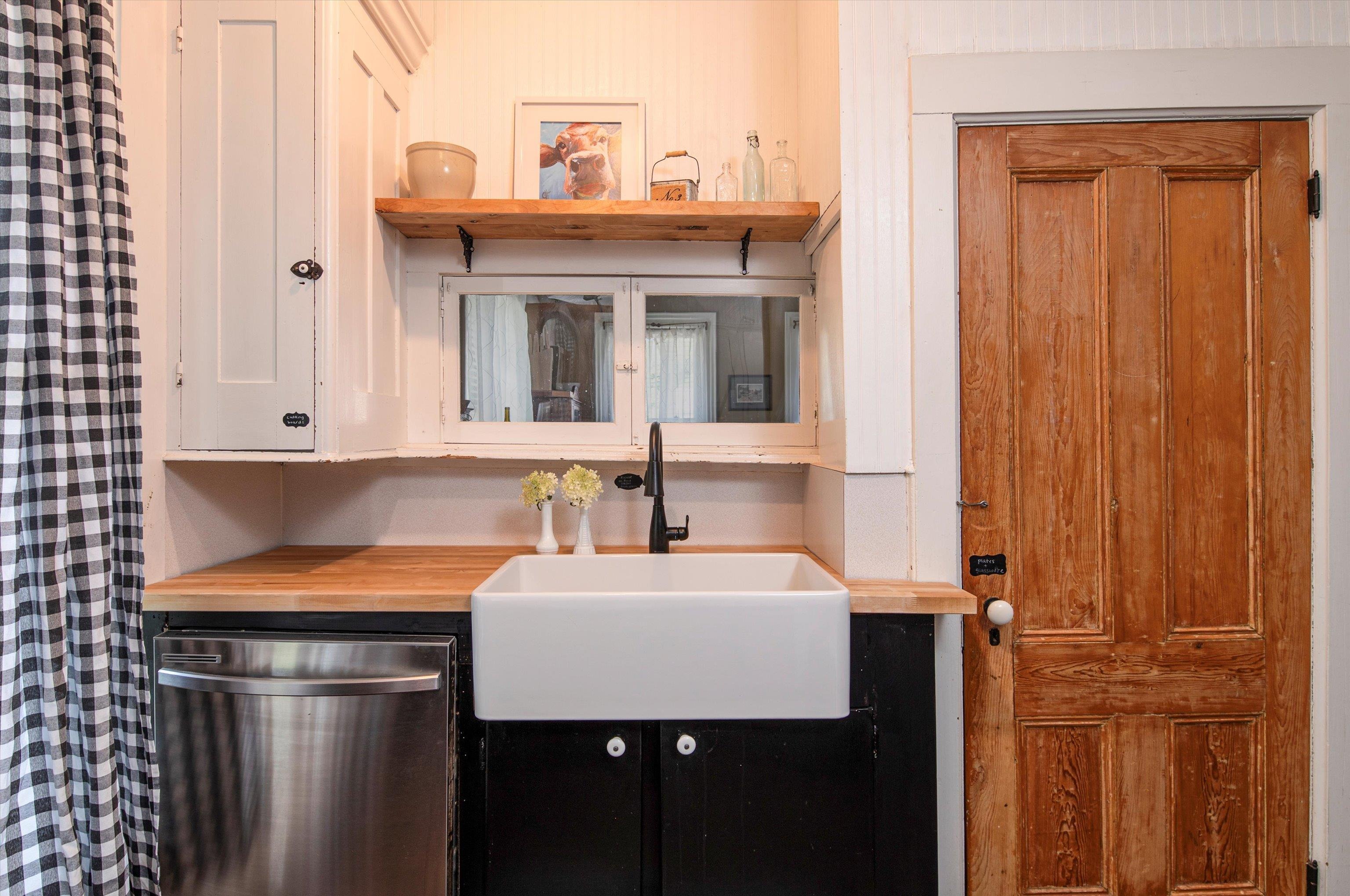 Elm St, Chester, VT 05143 #1