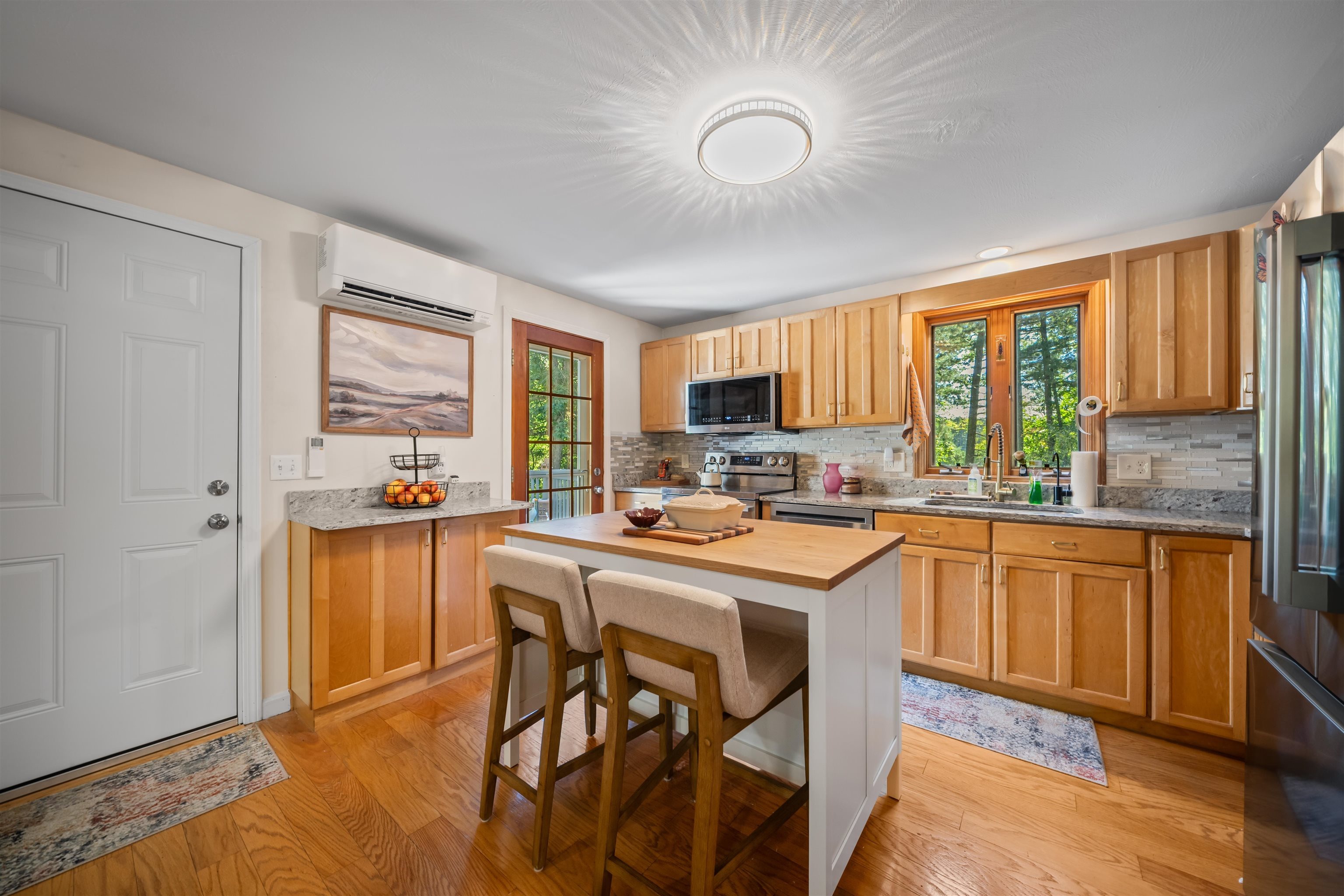 Highland St, Hudson, NH 03051