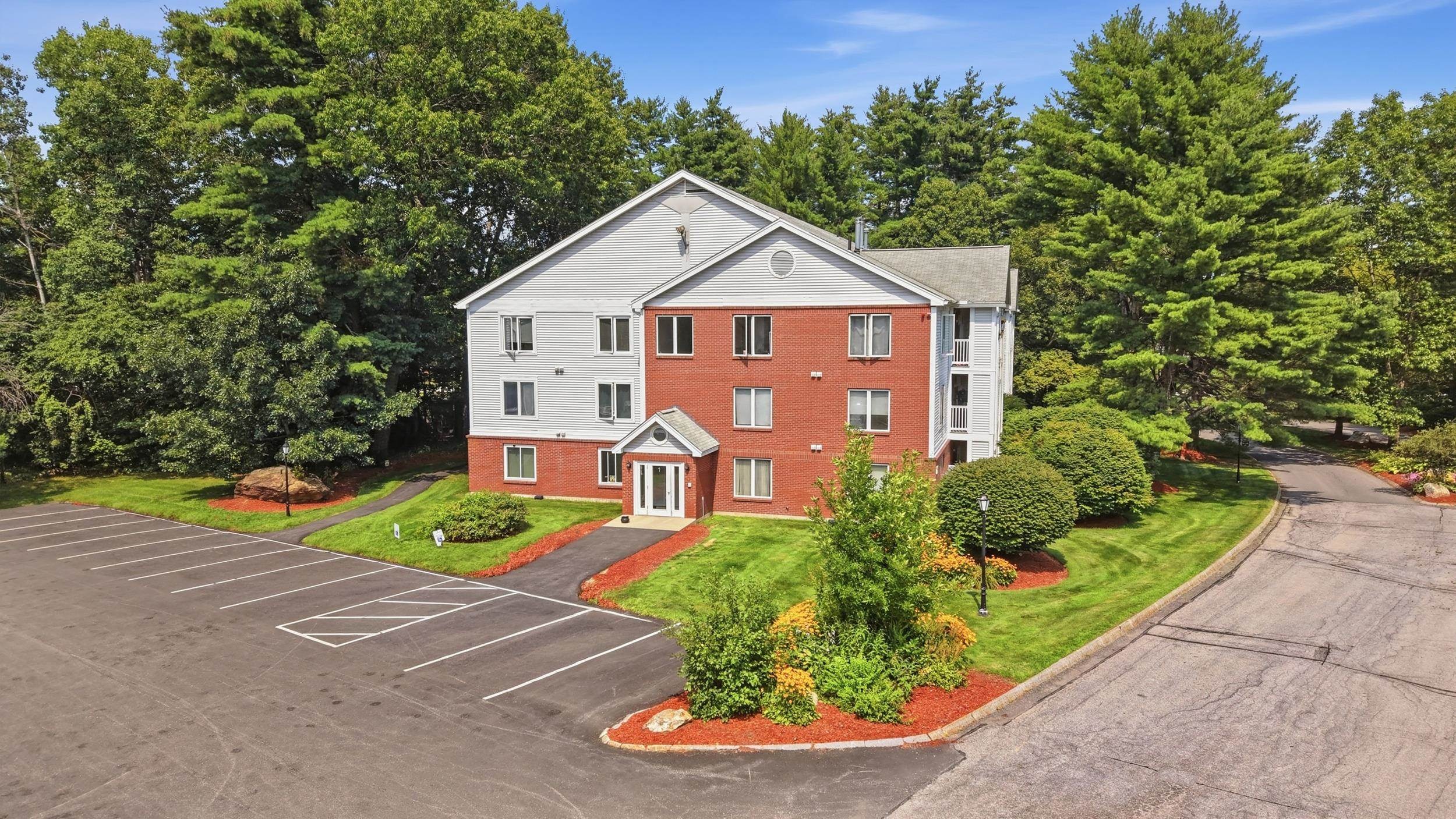 Timberwood Dr, Goffstown, NH 03045 #1