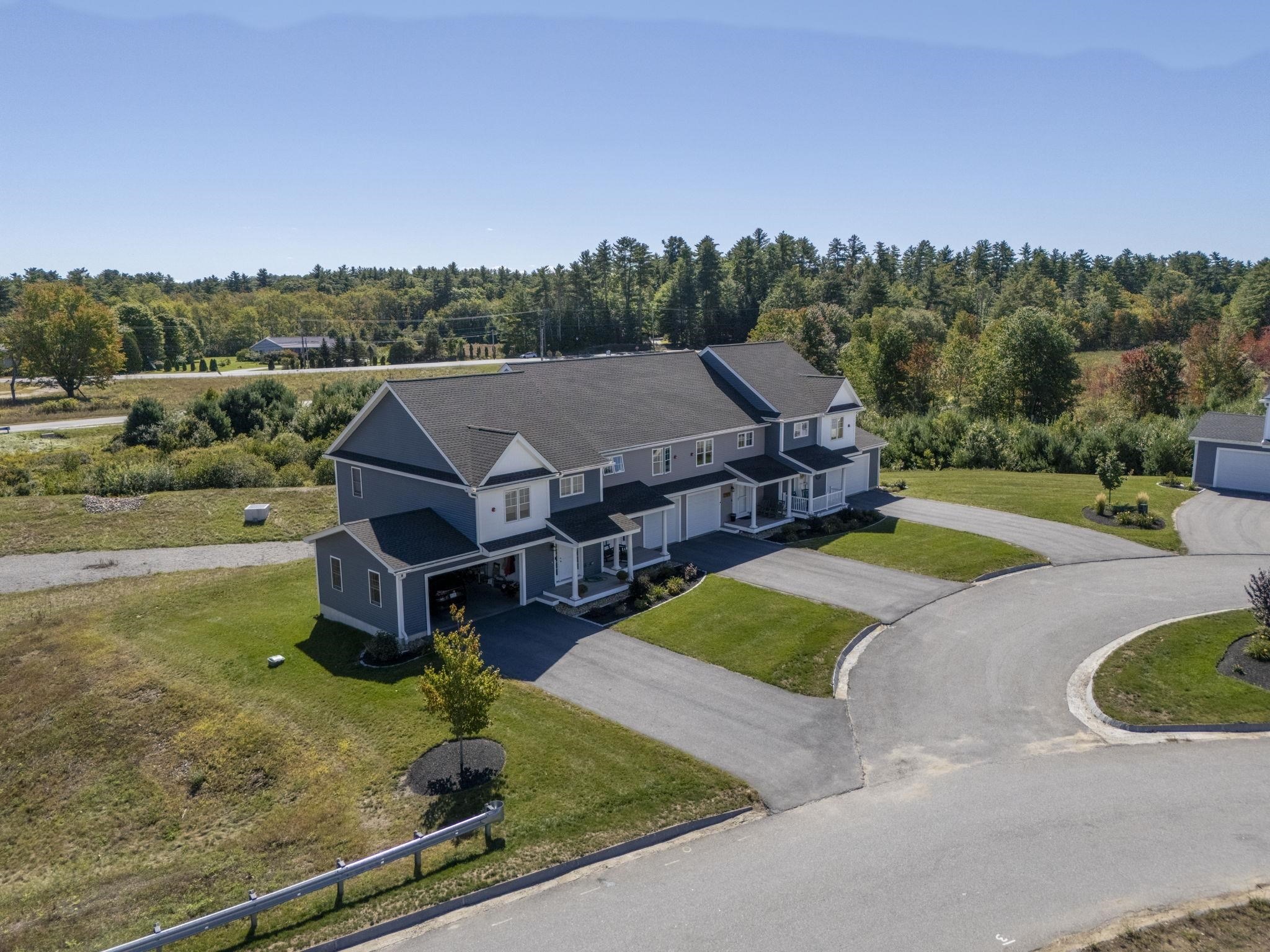 Autumn Ln, Raymond, NH 03077