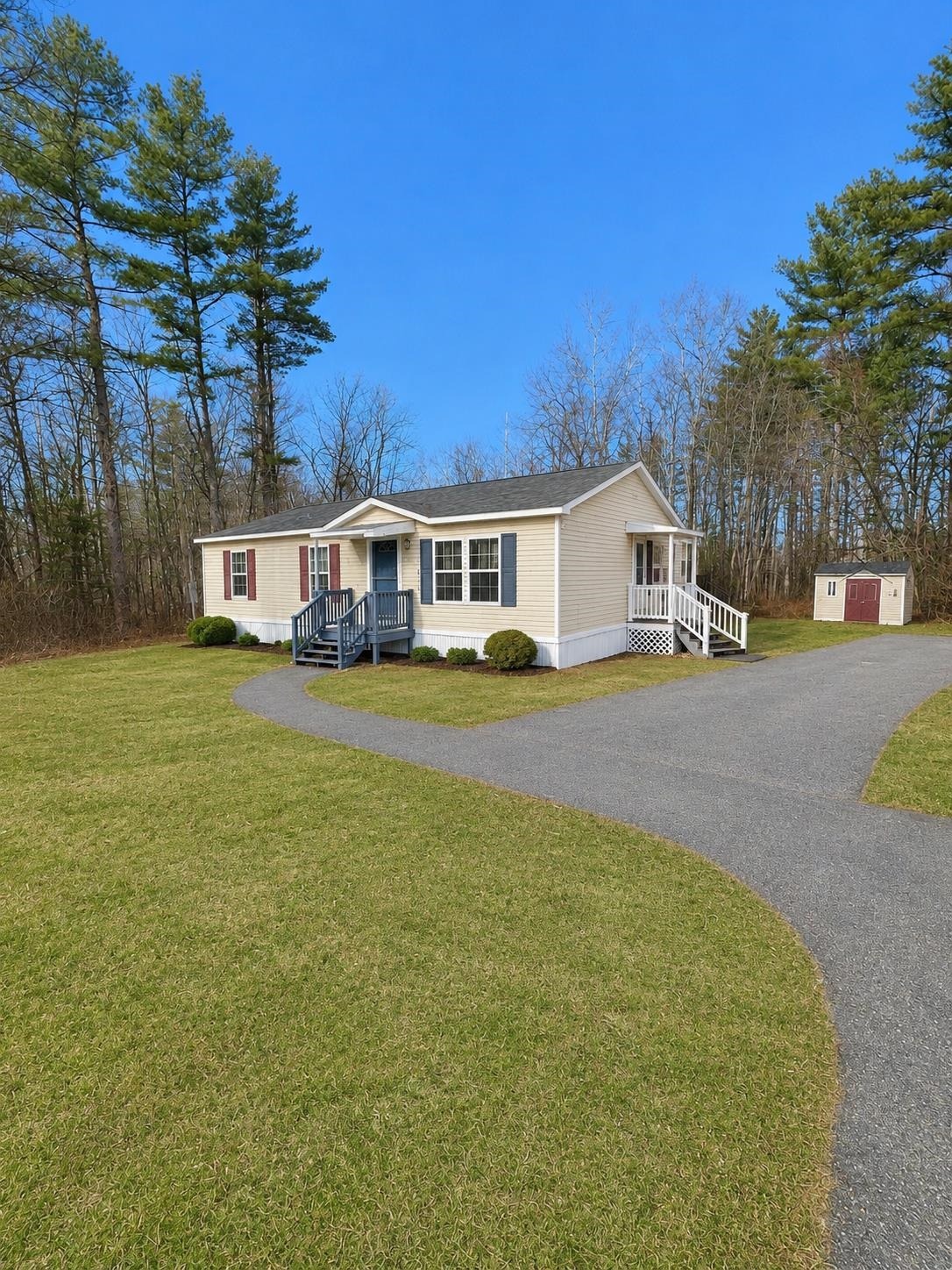 Campbell St, Salem, NH 03079