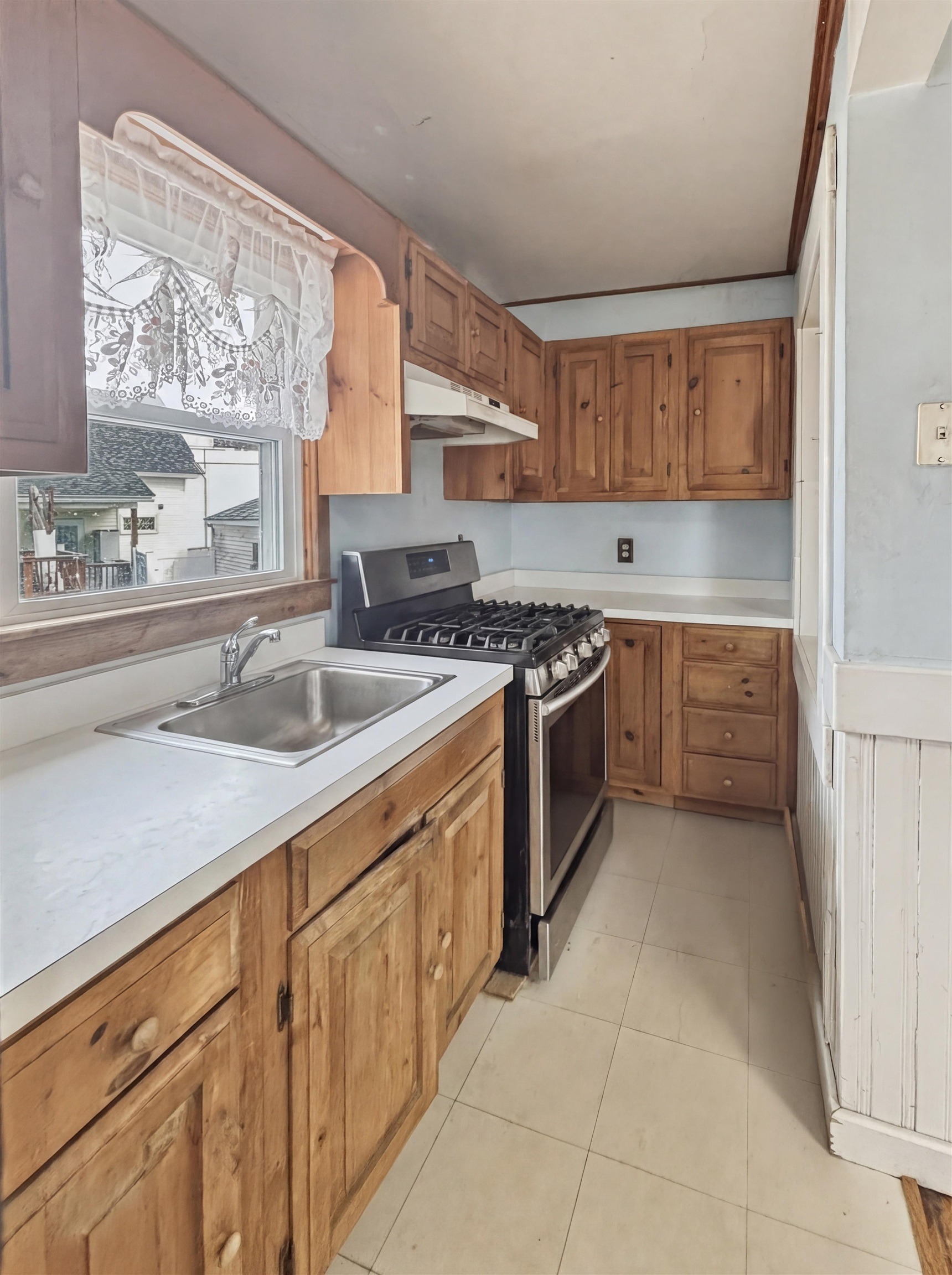 Grove St, Manchester, NH 03103 #1