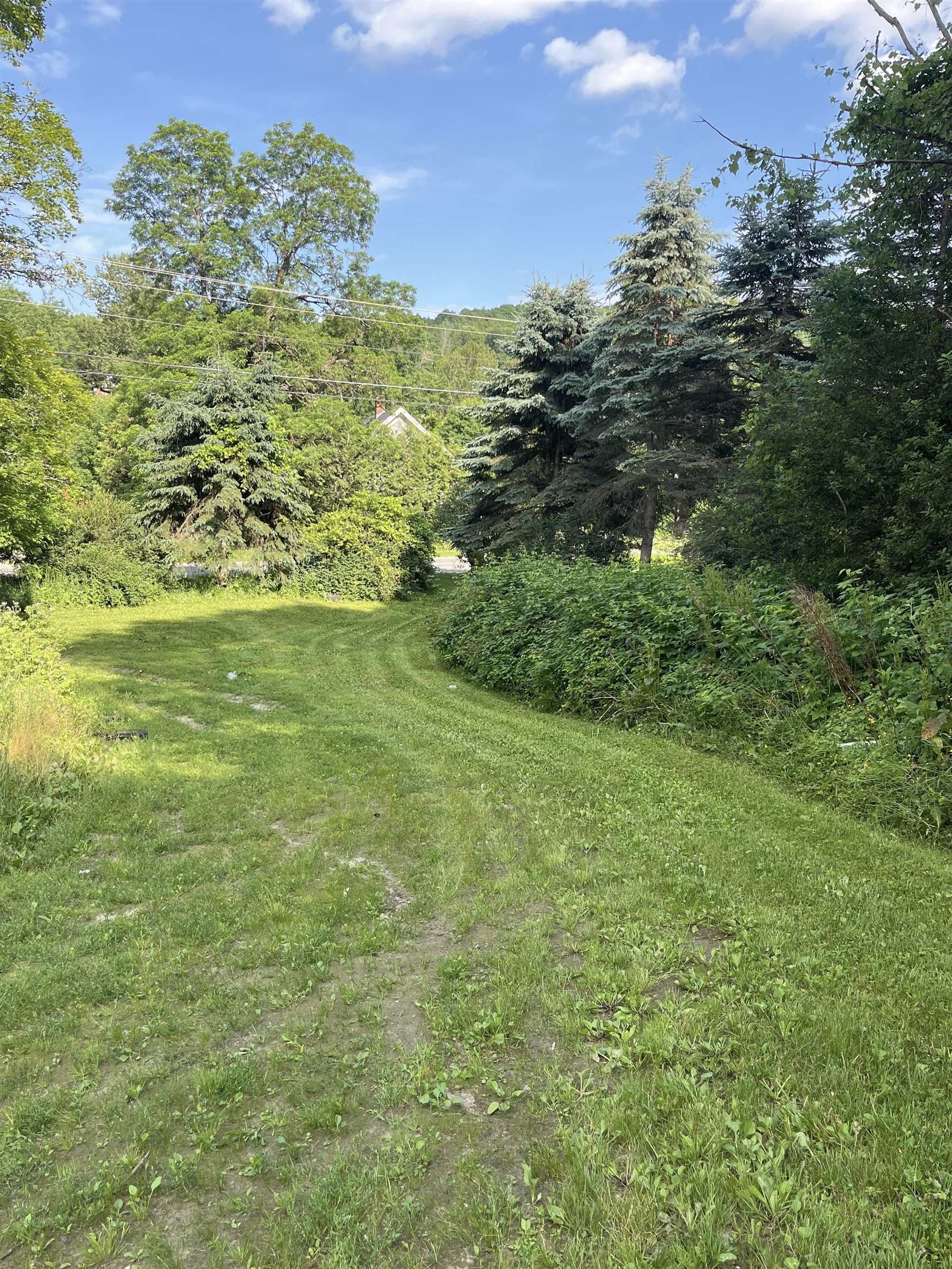 Glover St, Glover, VT 05839