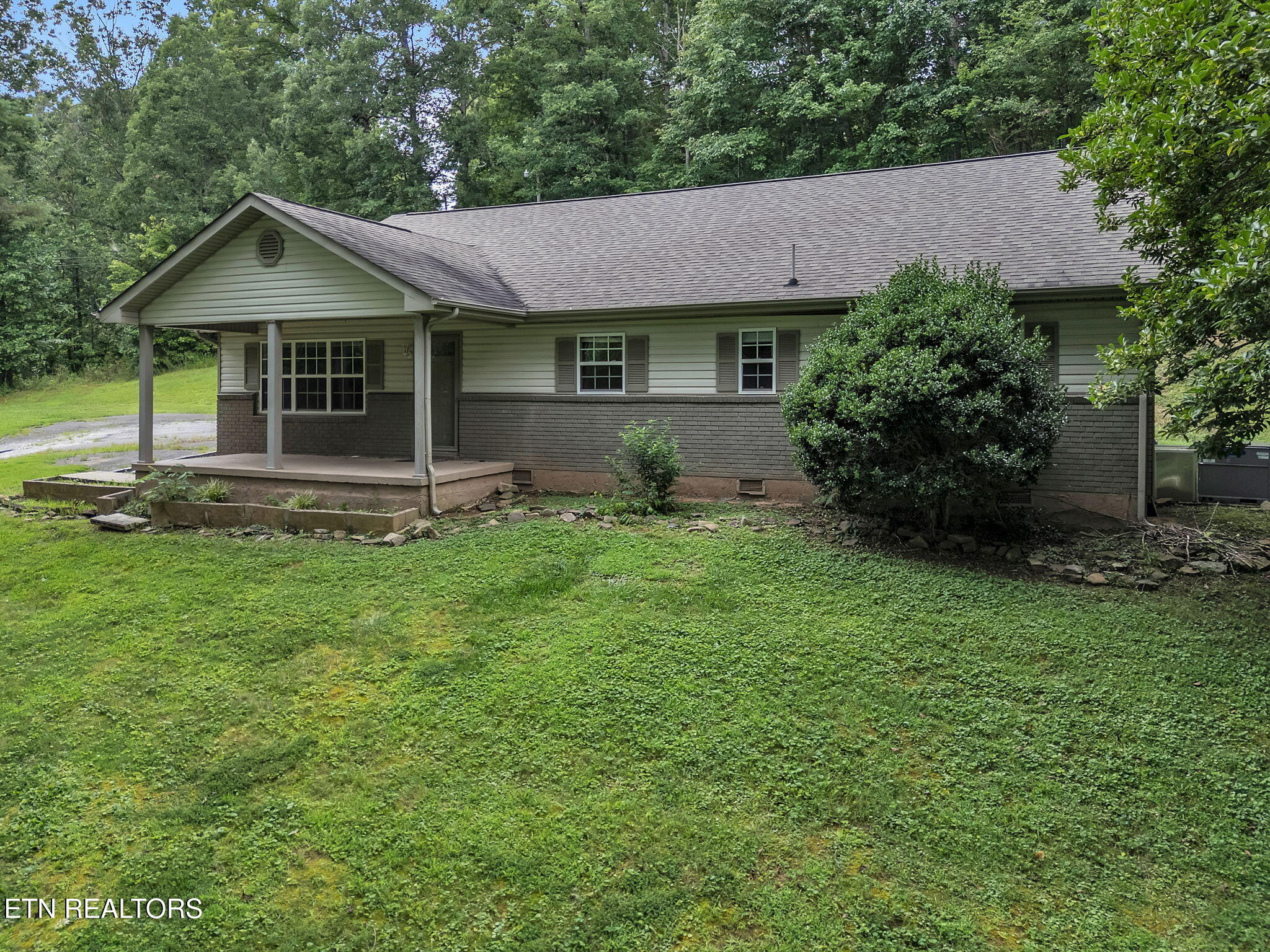 Skyline Dr, Oneida, TN 37841 #1