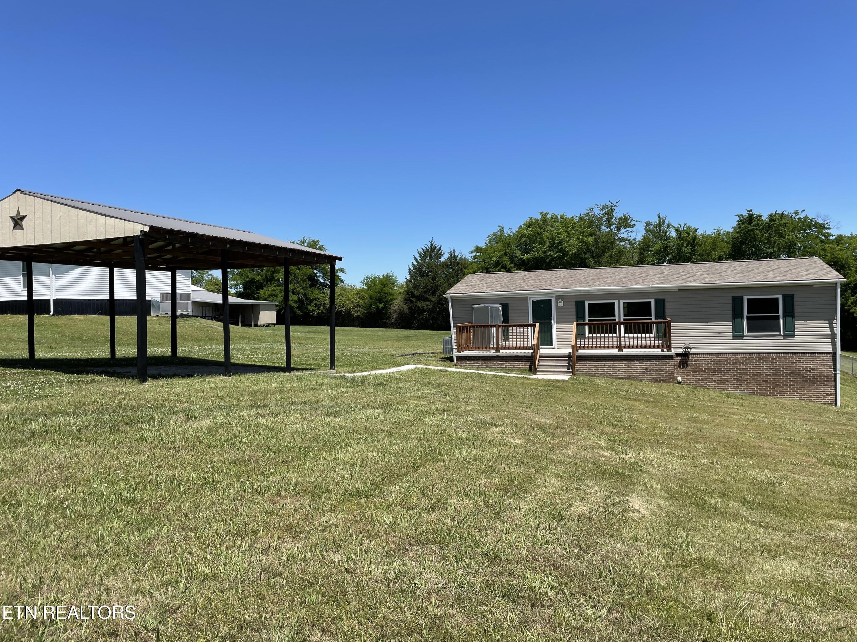 Village Ln, Madisonville, TN 37354