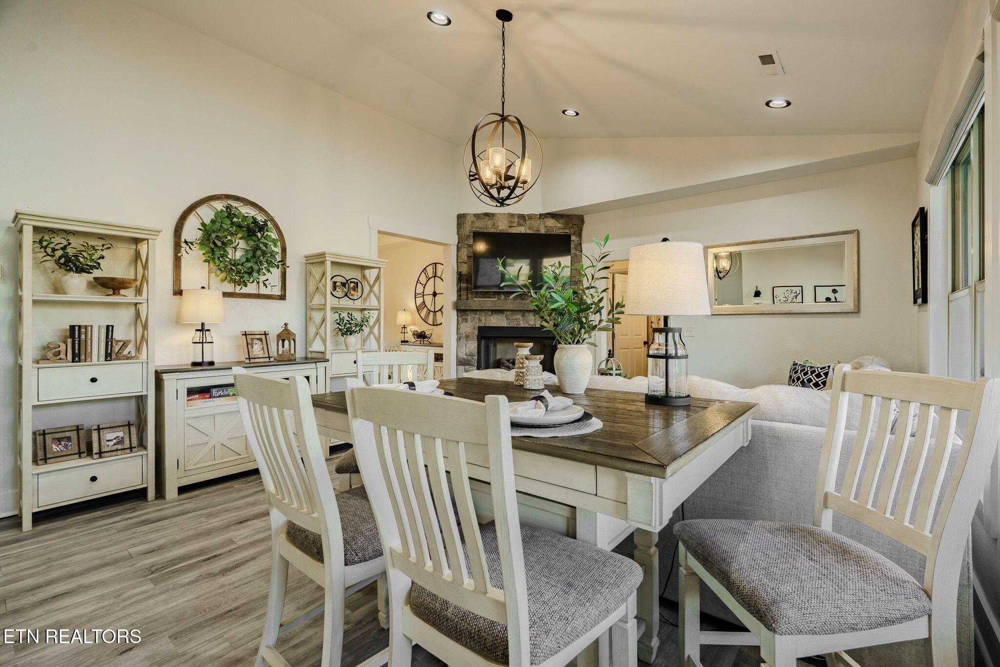 Ally Ln, Sevierville, TN 37876