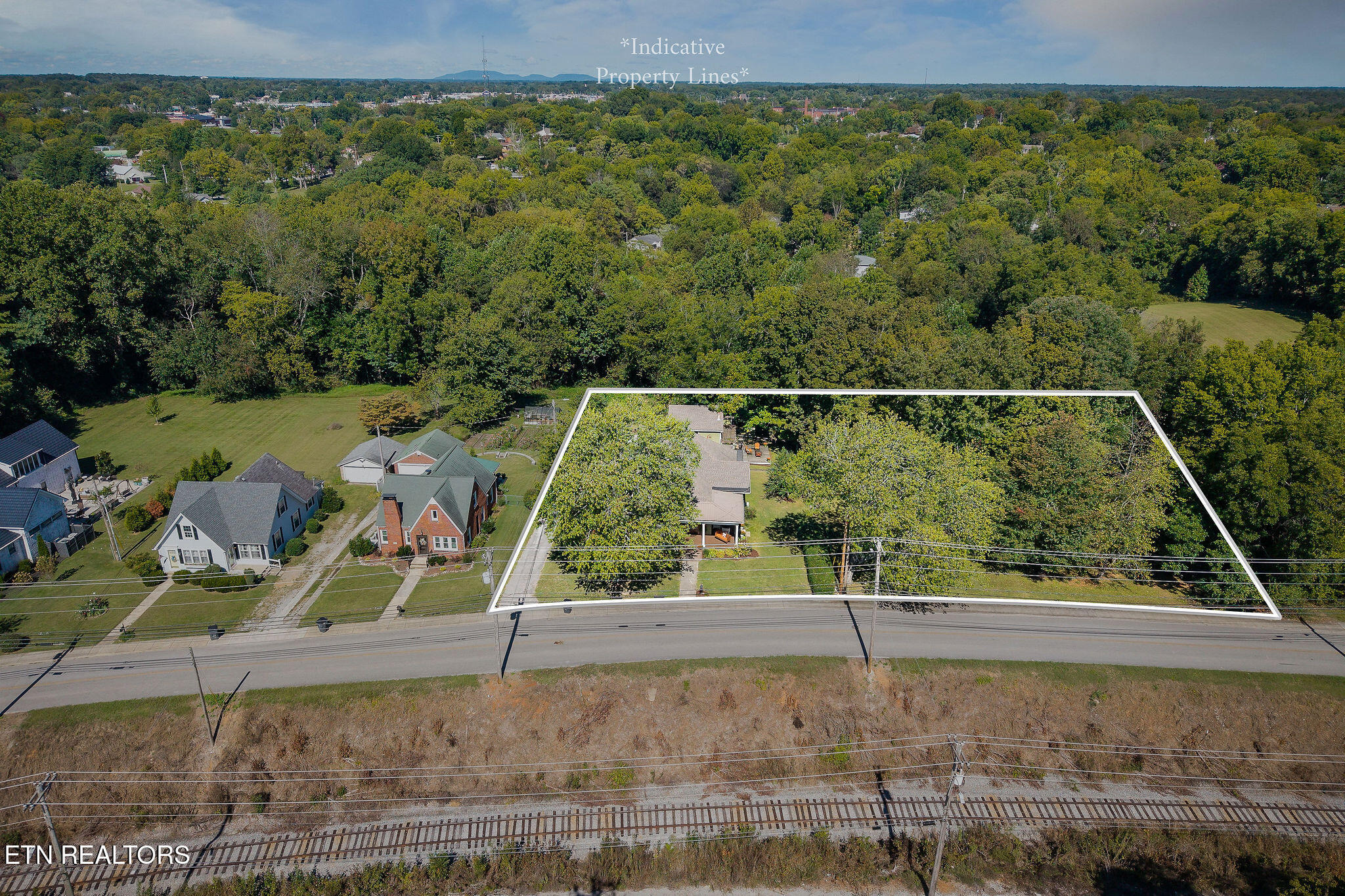 Sparta St, Mcminnville, TN 37110
