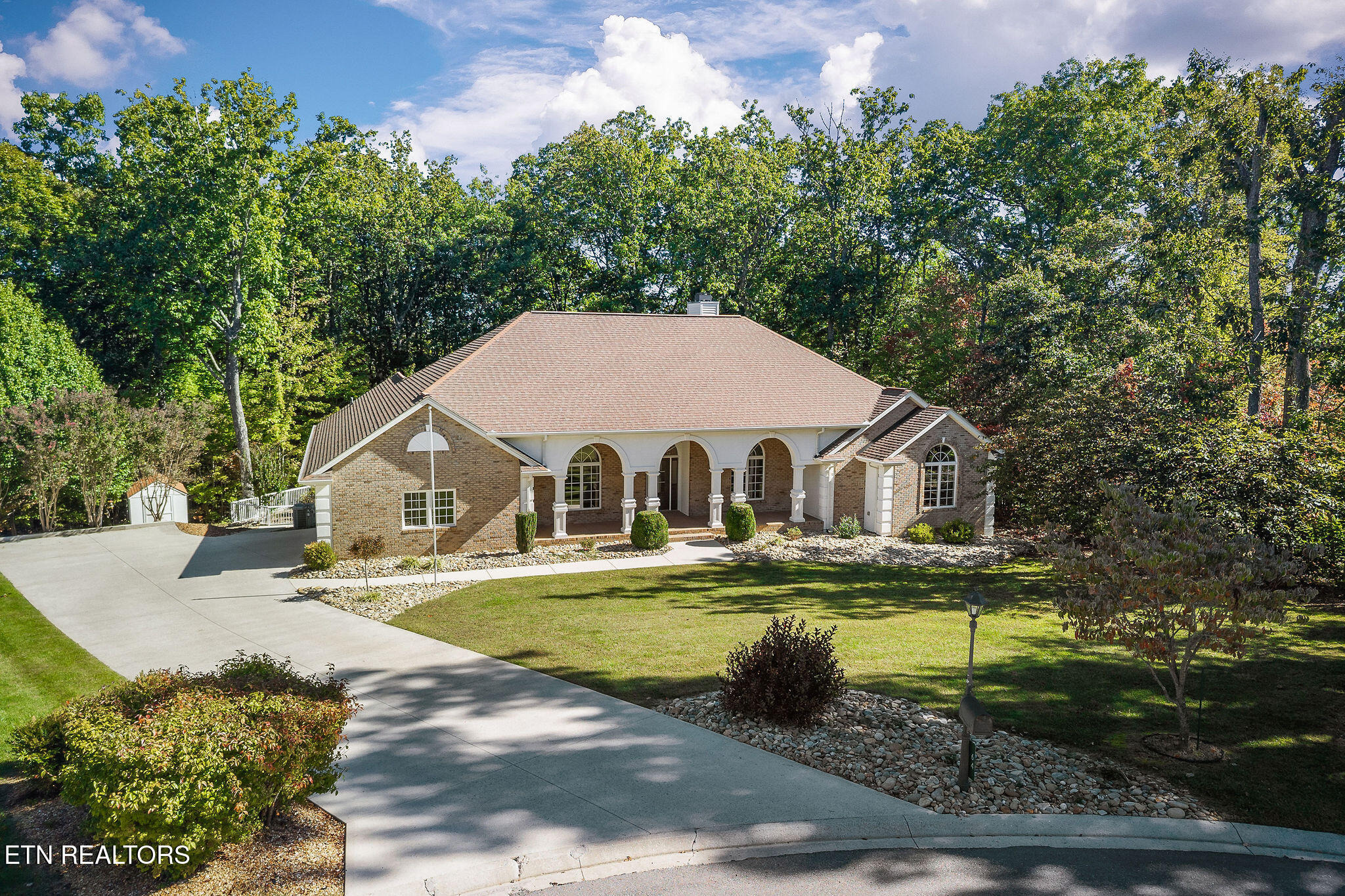 Cedar Ridge Ct, Crossville, TN 38558