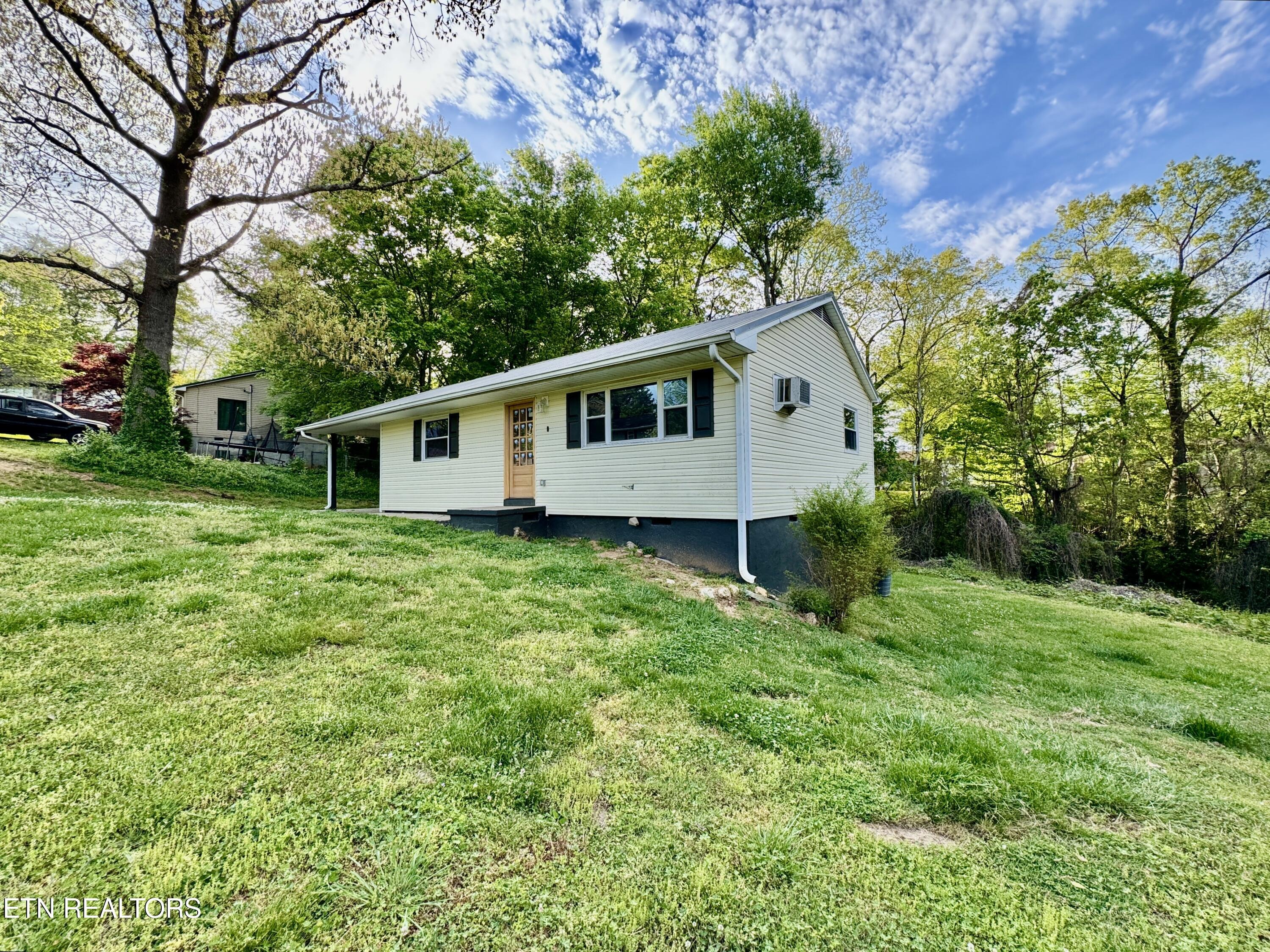 Underhill Ln, Knoxville, TN 37921 #1