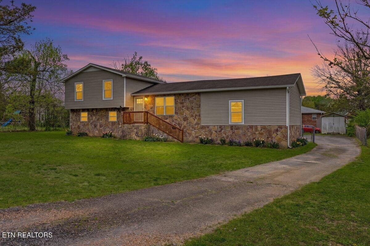 Cloud Springs Rd, Rossville, GA 30741