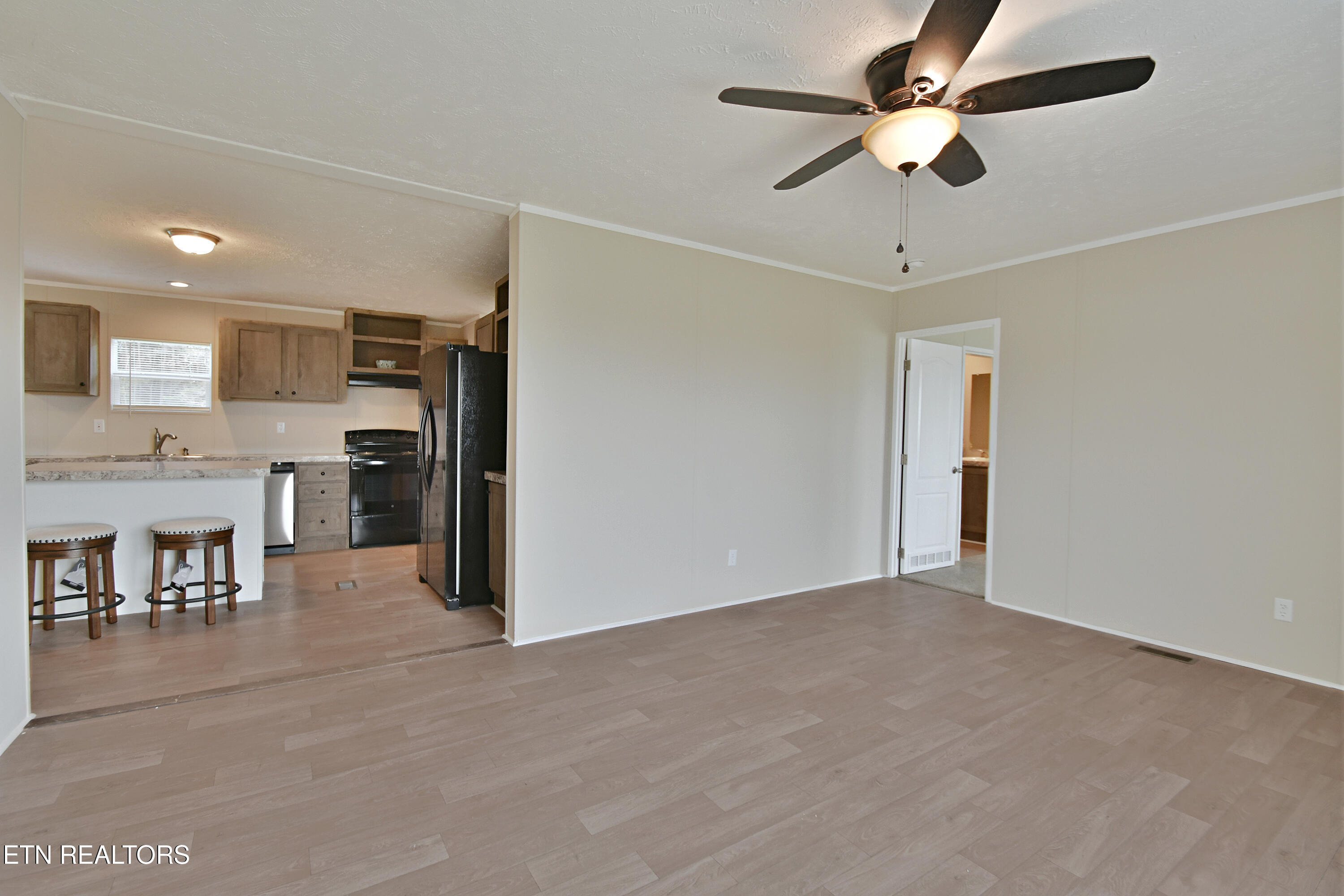 Foster Rd, Blaine, TN 37709