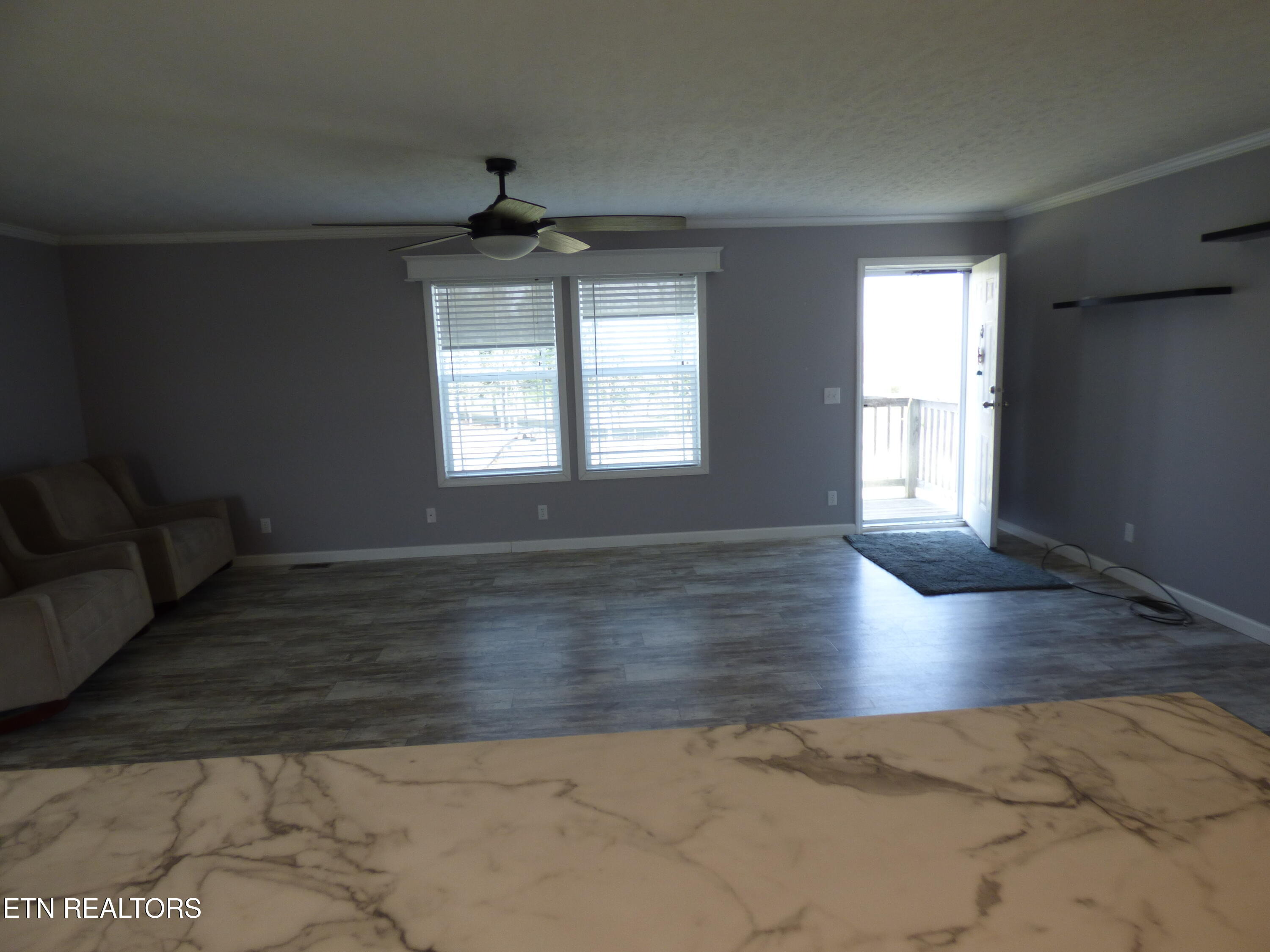 Hillendale Rd, Crossville, TN 38572