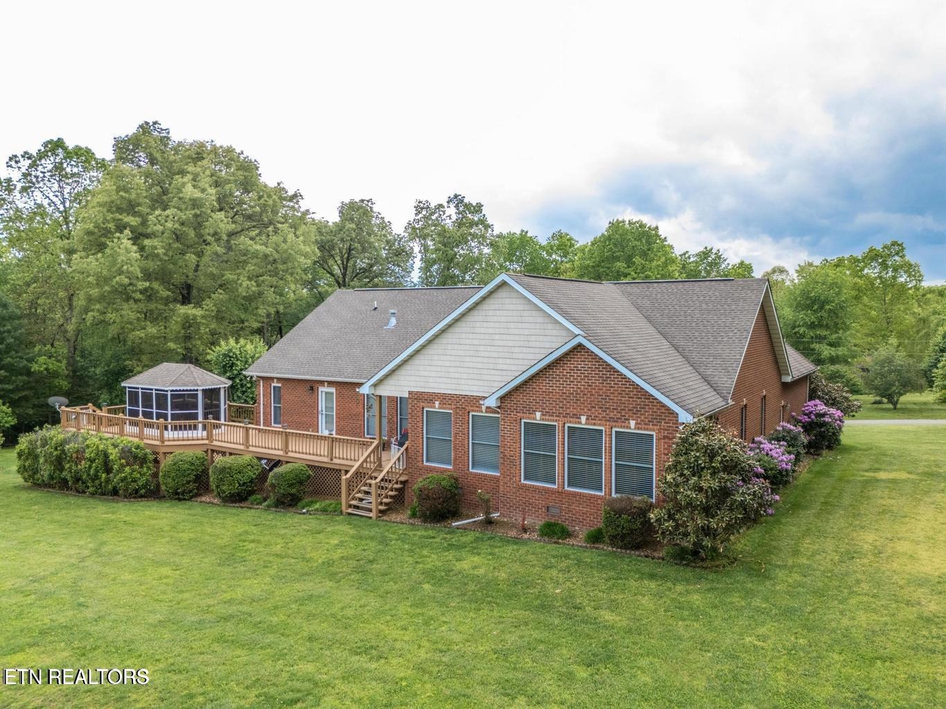 Iron Wood Cir, Crossville, TN 38571 #1