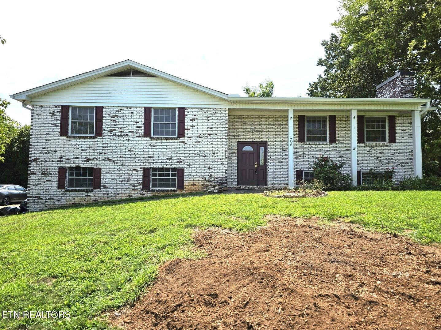 Montvale Station Rd, Maryville, TN 37803