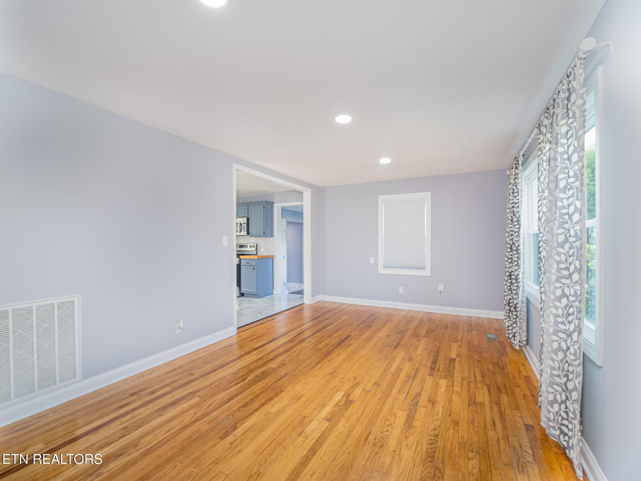 Volena Pl, Knoxville, TN 37920