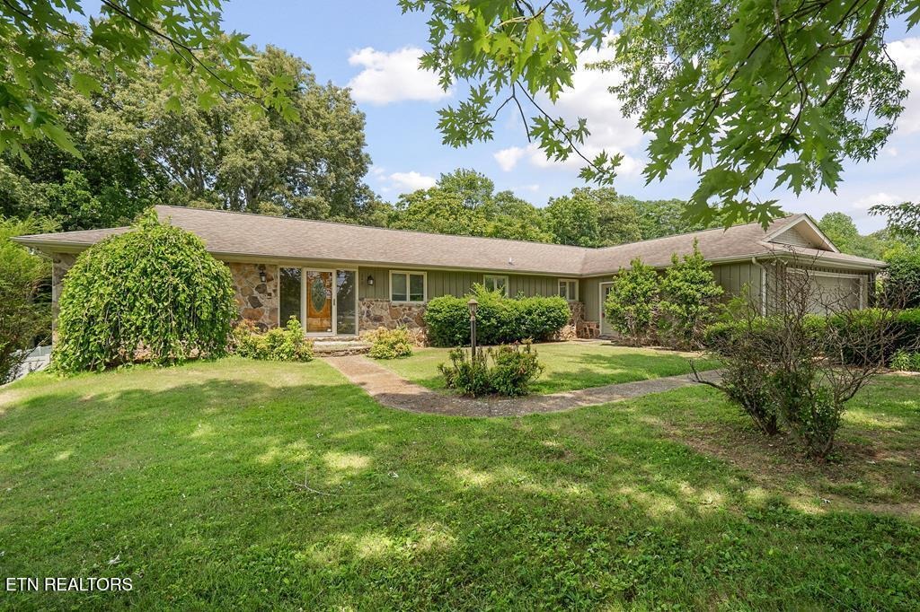 Oakland Dr, Sparta, TN 38583