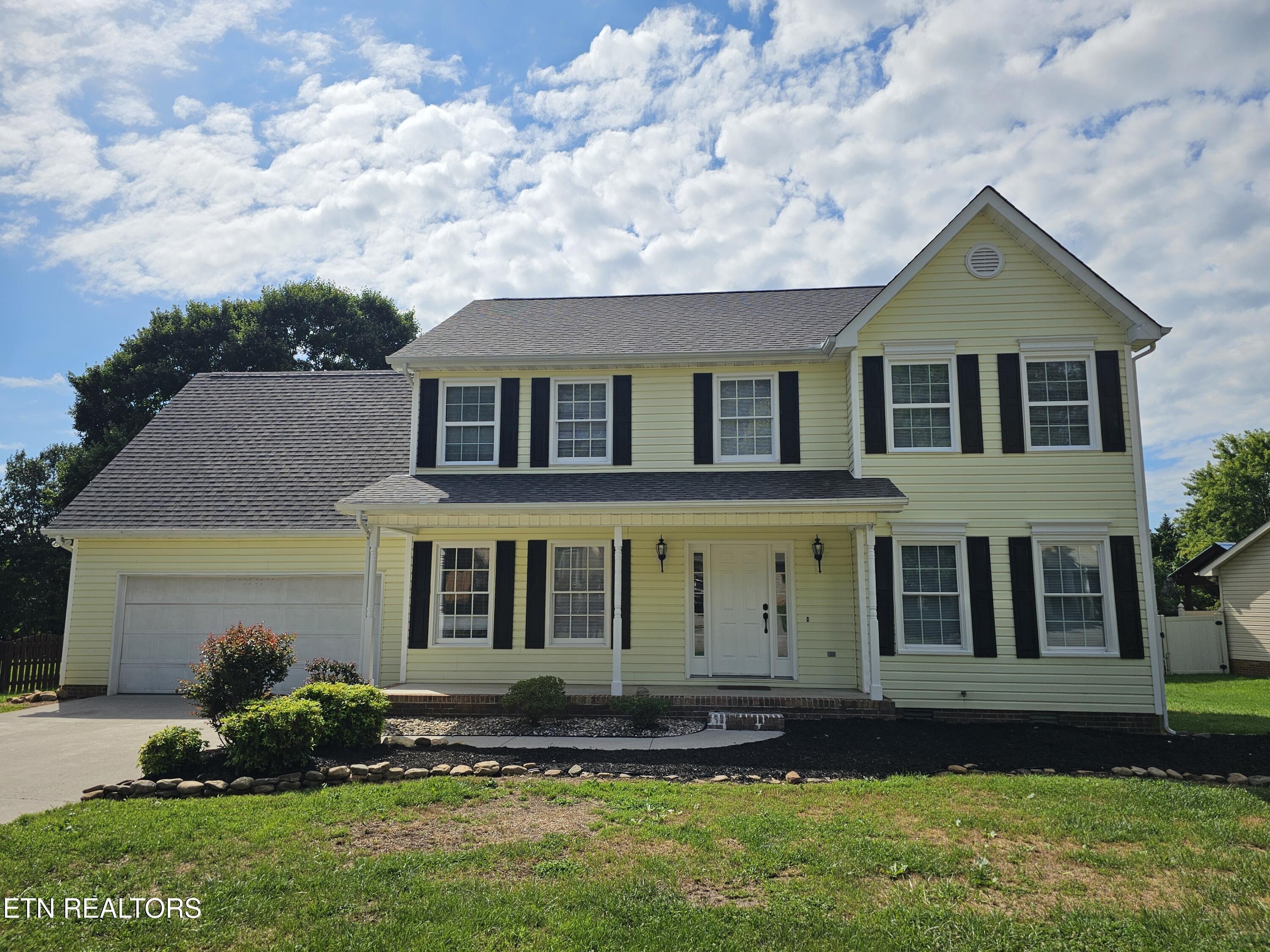 Fawnridge Ln, Knoxville, TN 37938