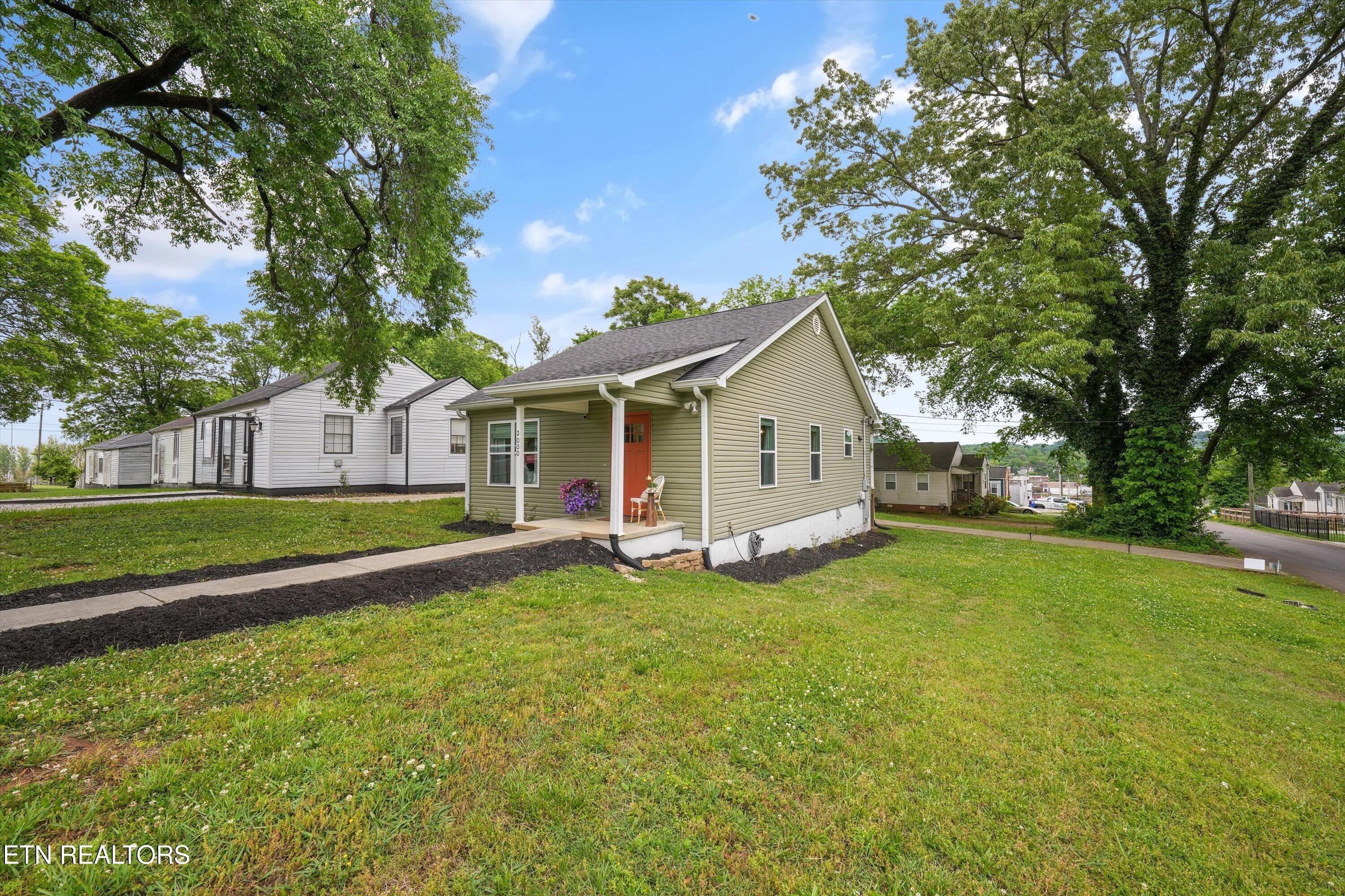 Seminole Ave, Knoxville, TN 37915 #1