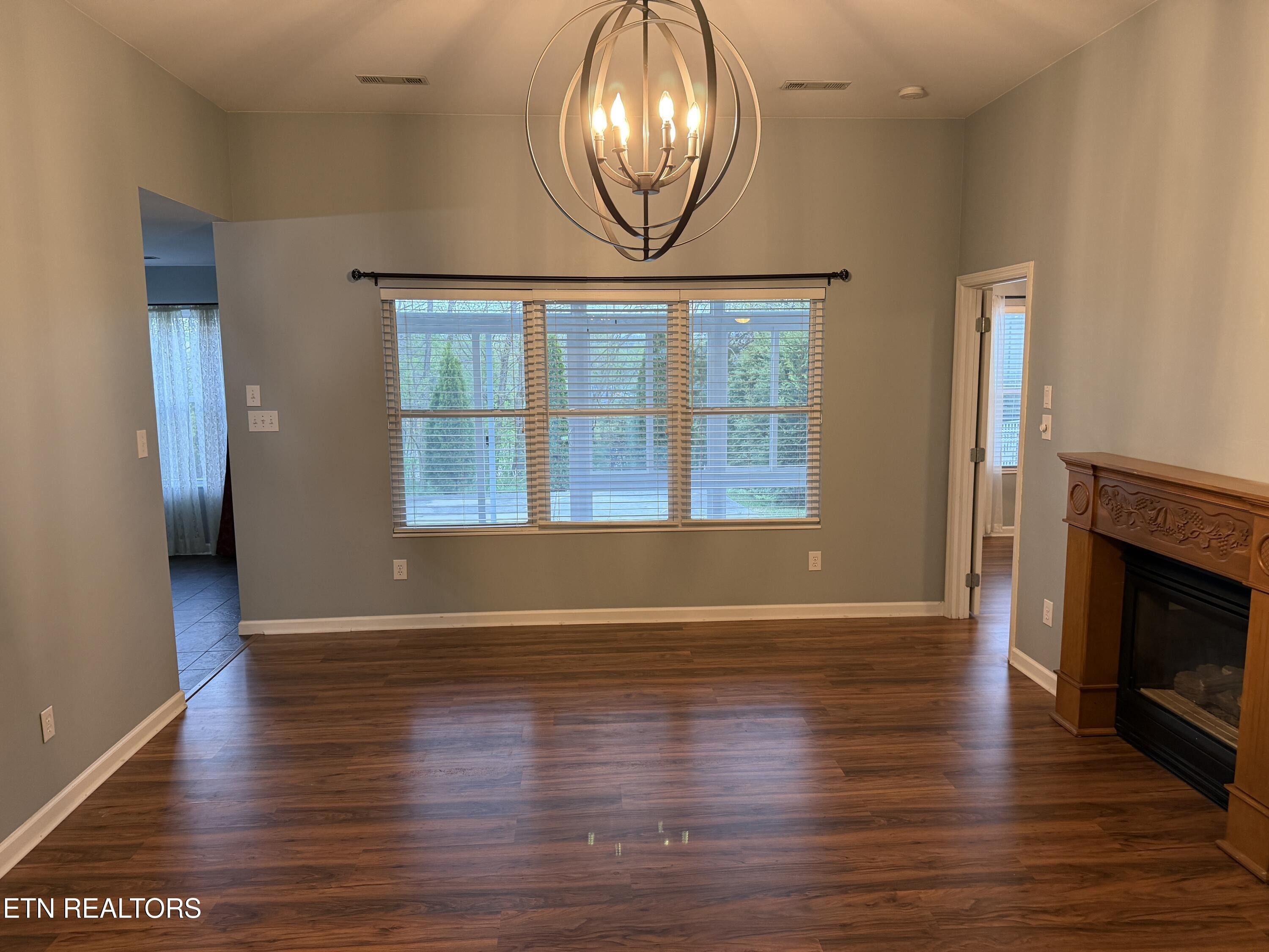 Villa Ridge Way, Knoxville, TN 37932