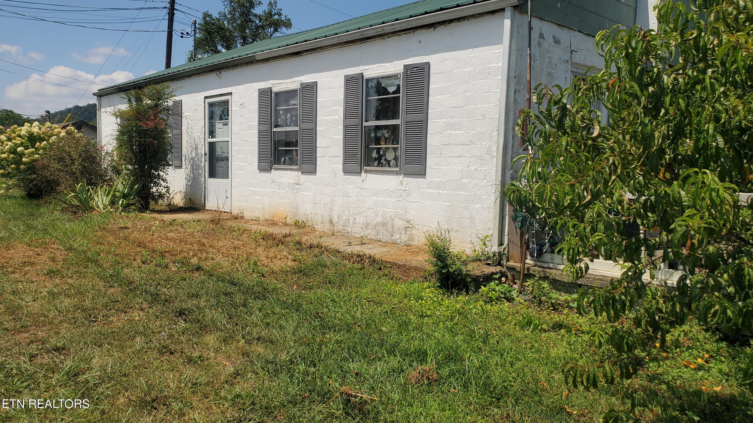 Rutledge Pike, Corryton, TN 37721