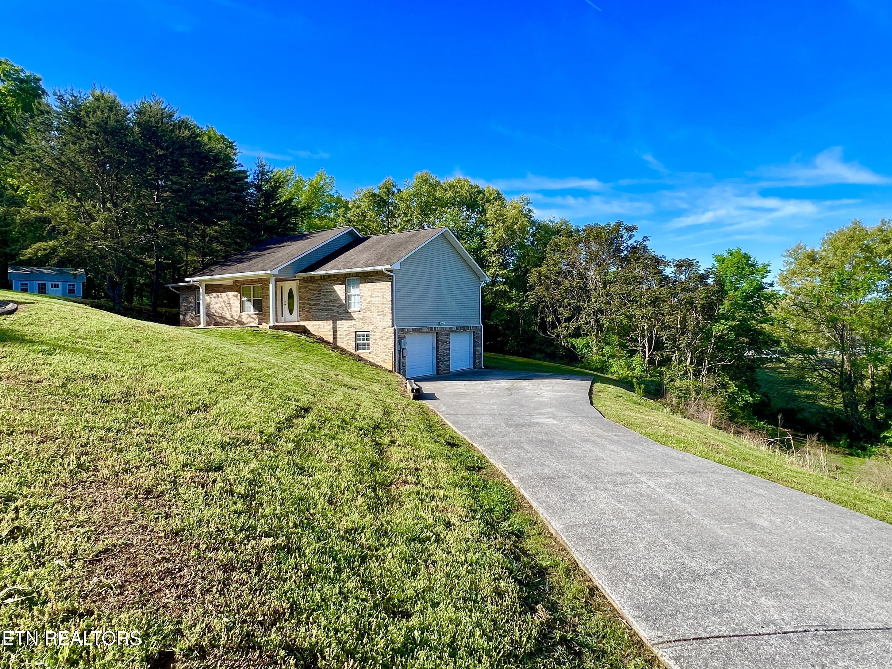 Lindder Dr, Sevierville, TN 37876 #1