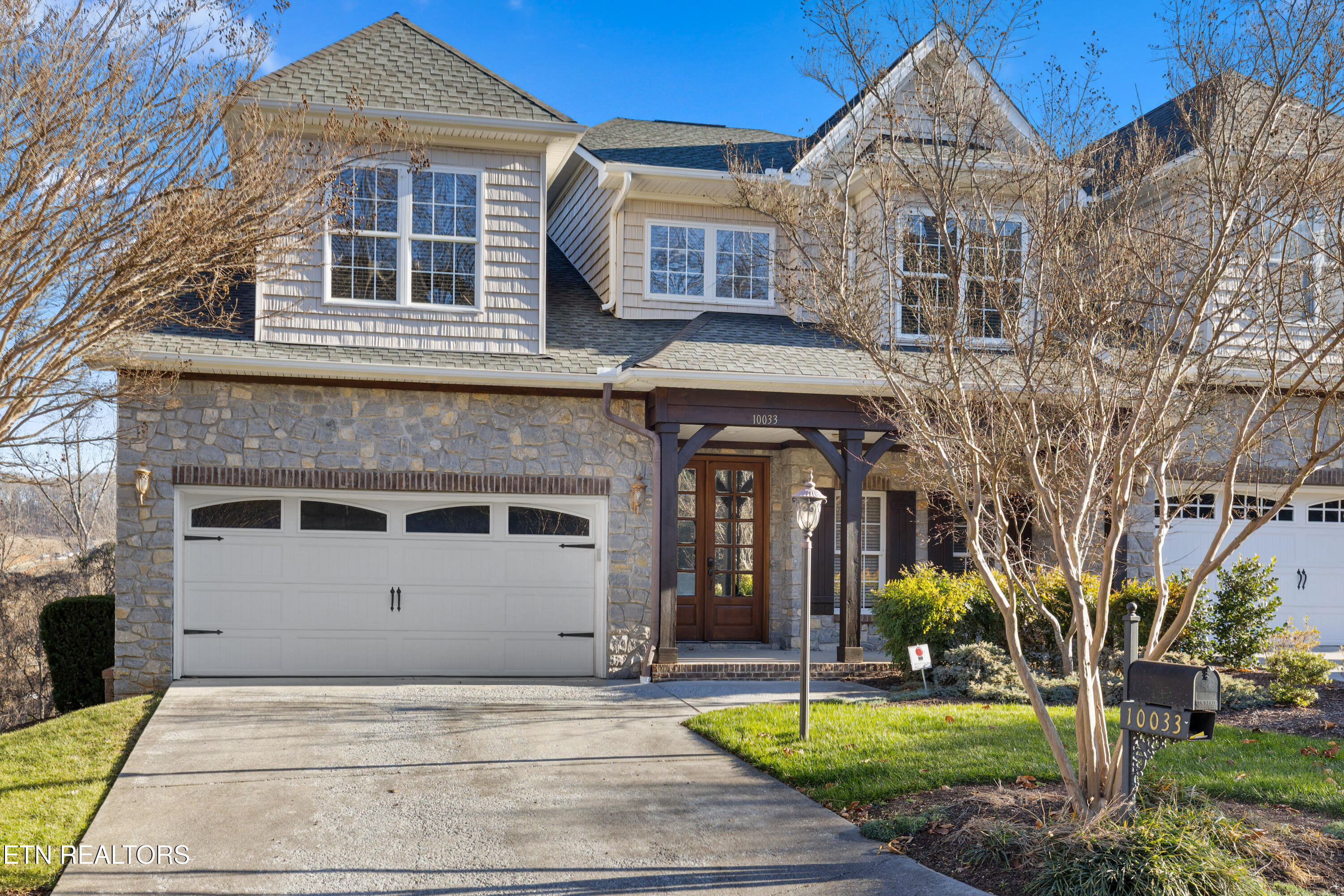 Autumn Valley Ln, Knoxville, TN 37922