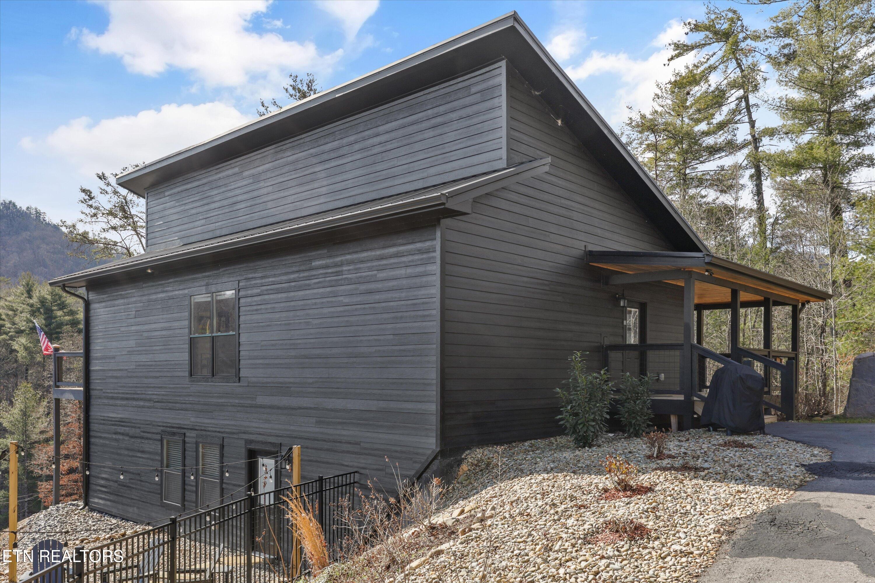 Waldens Creek Rd, Sevierville, TN 37862