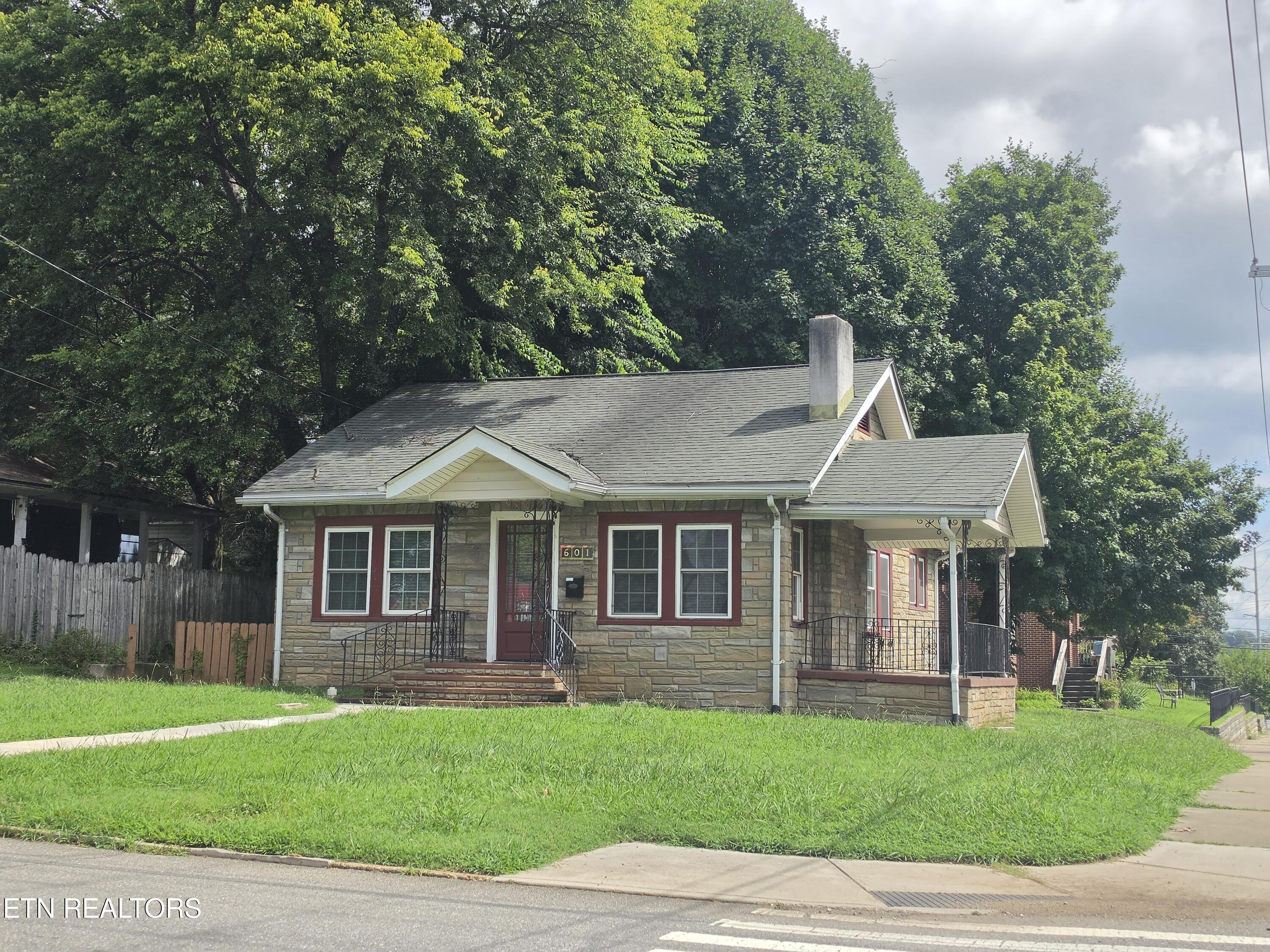 Glenwood Ave, Knoxville, TN 37917