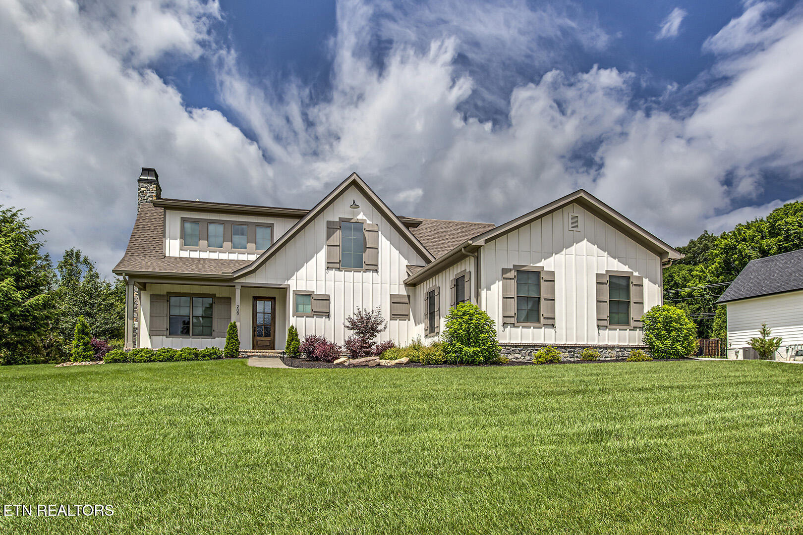 Fence Post Ln, Farragut, TN 37934