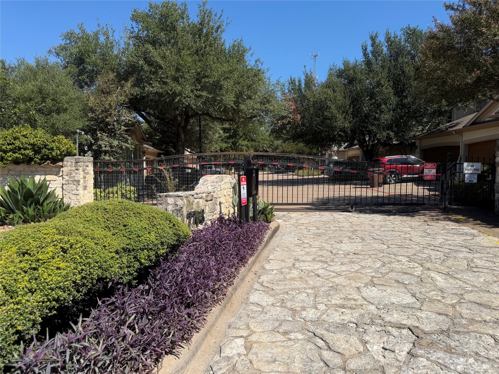 San Felipe Blvd, Austin, TX 78729 #1