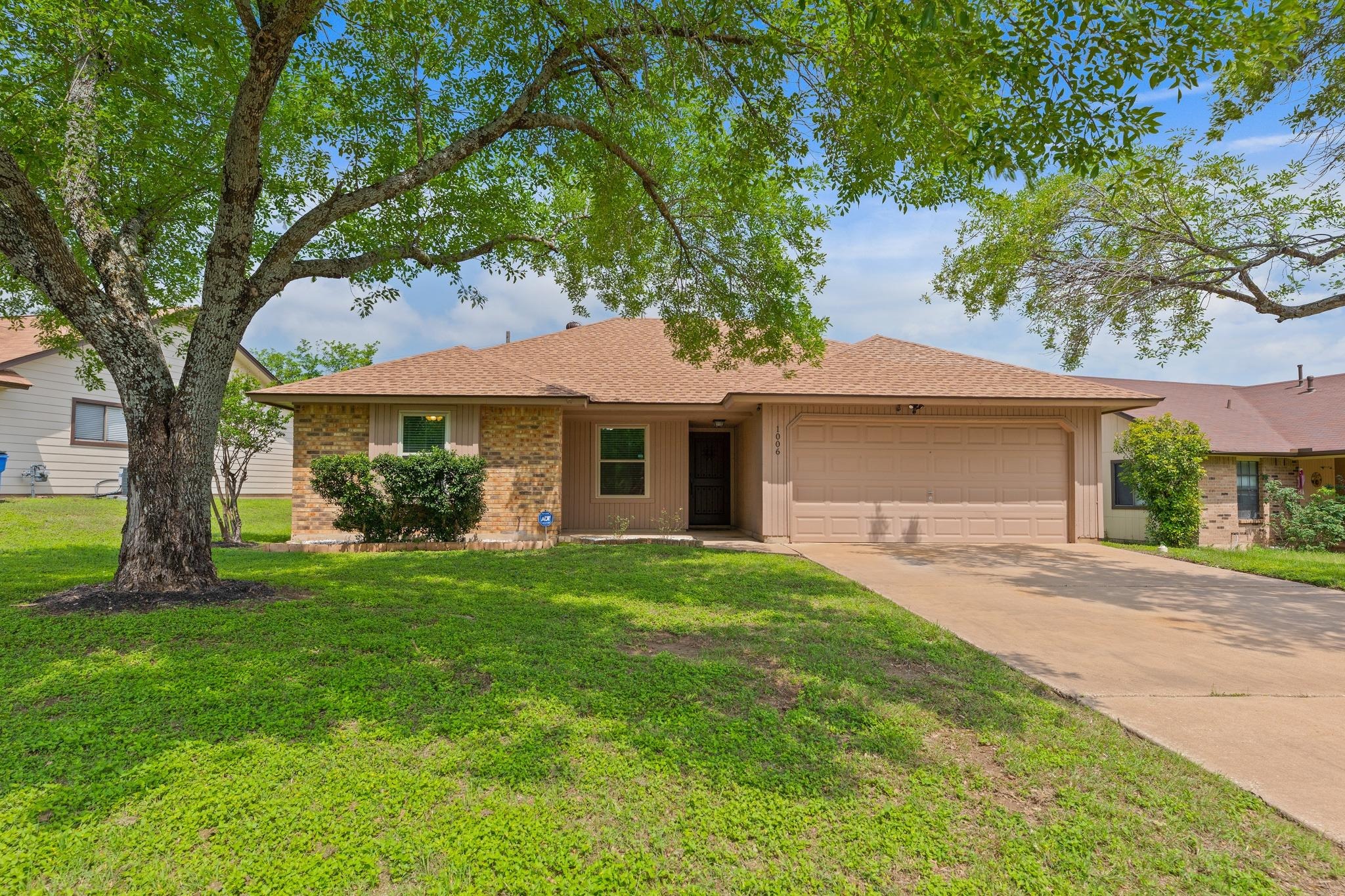 Cresswell Dr, Pflugerville, TX 78660