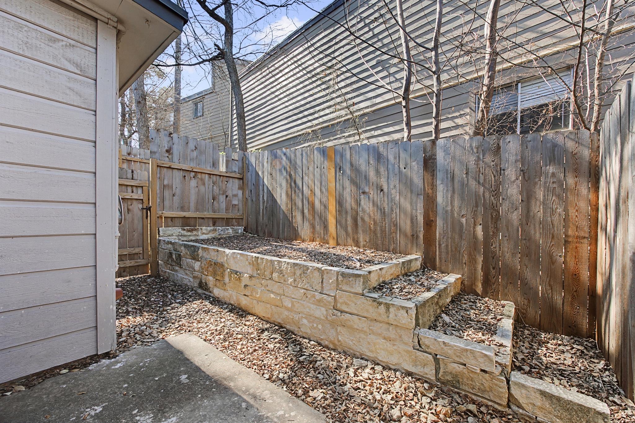 Southridge Dr, Austin, TX 78704