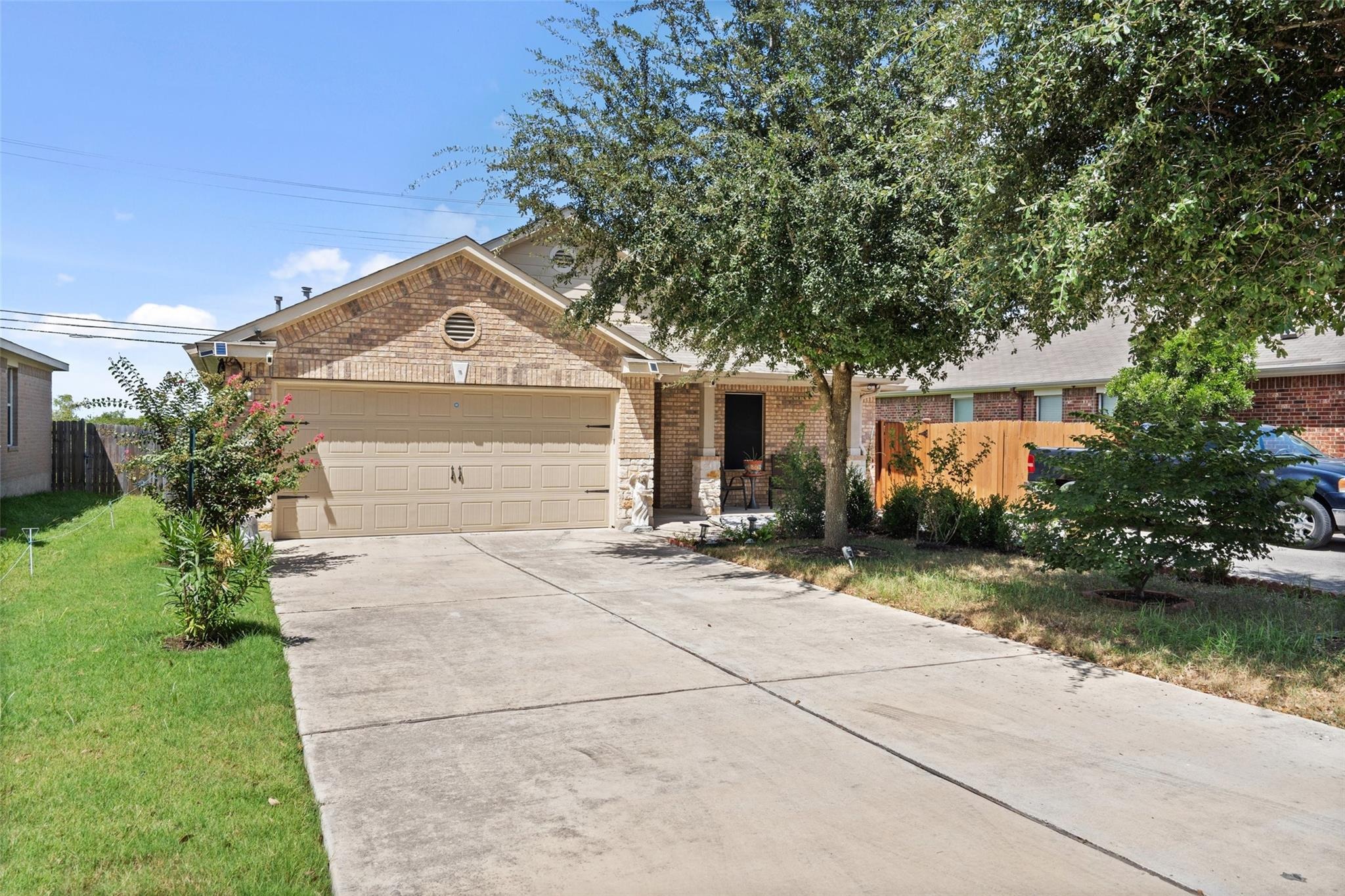 Intrepid Dr, Buda, TX 78610