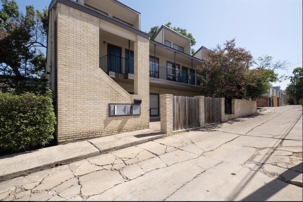 San Gabriel St, Austin, TX 78705 #1