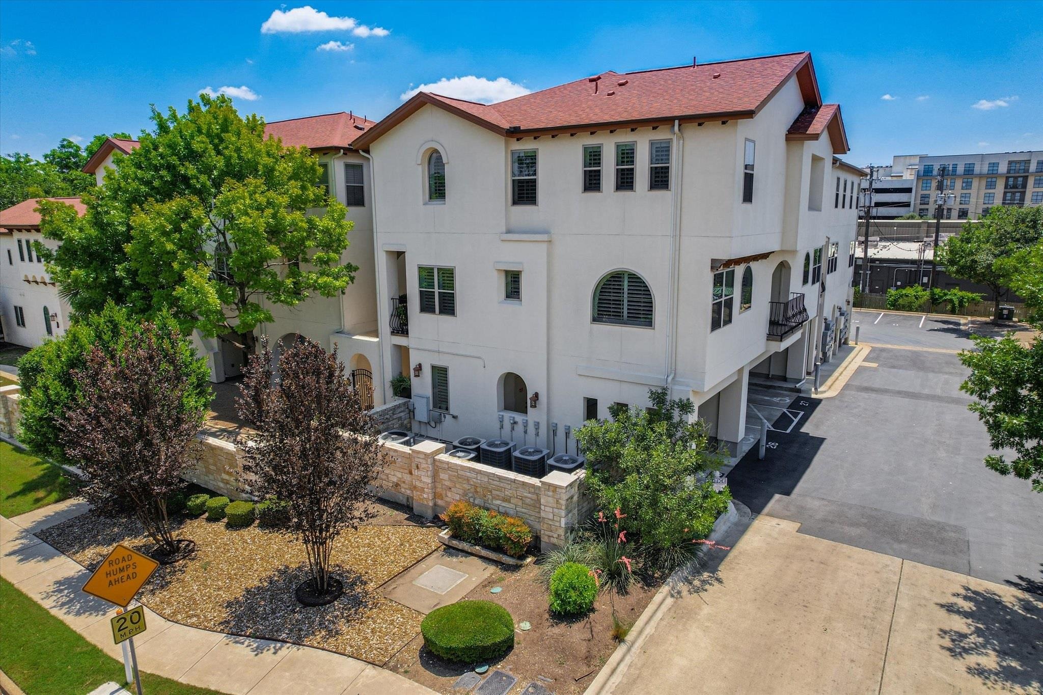 Pasadena Dr, Austin, TX 78757 #1