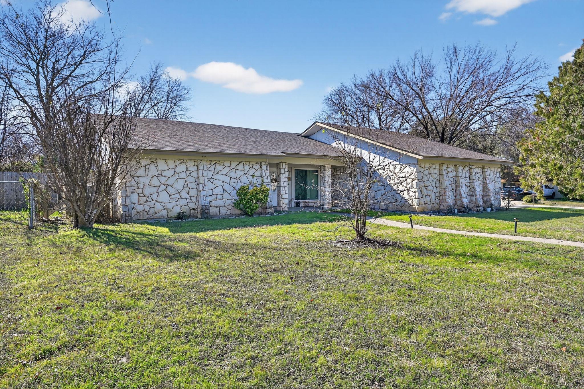 Mockingbird Ln, Harker Heights, TX 76548