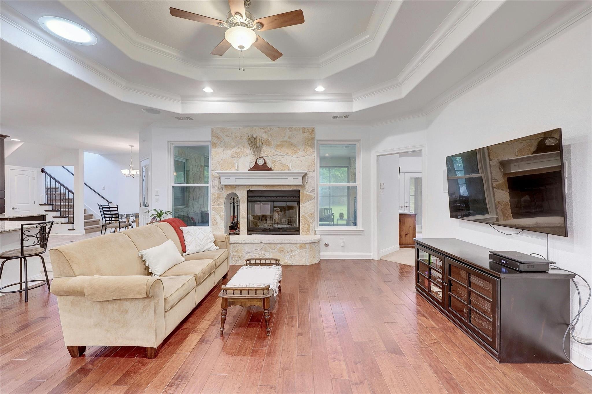 Springwood Dr, Austin, TX 78750