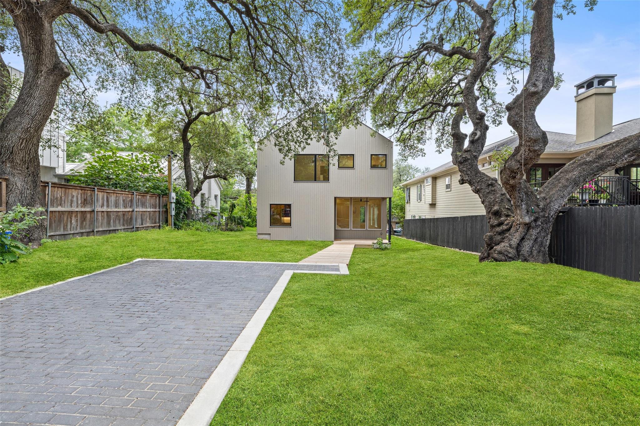 Alta Vista Ave, Austin, TX 78704
