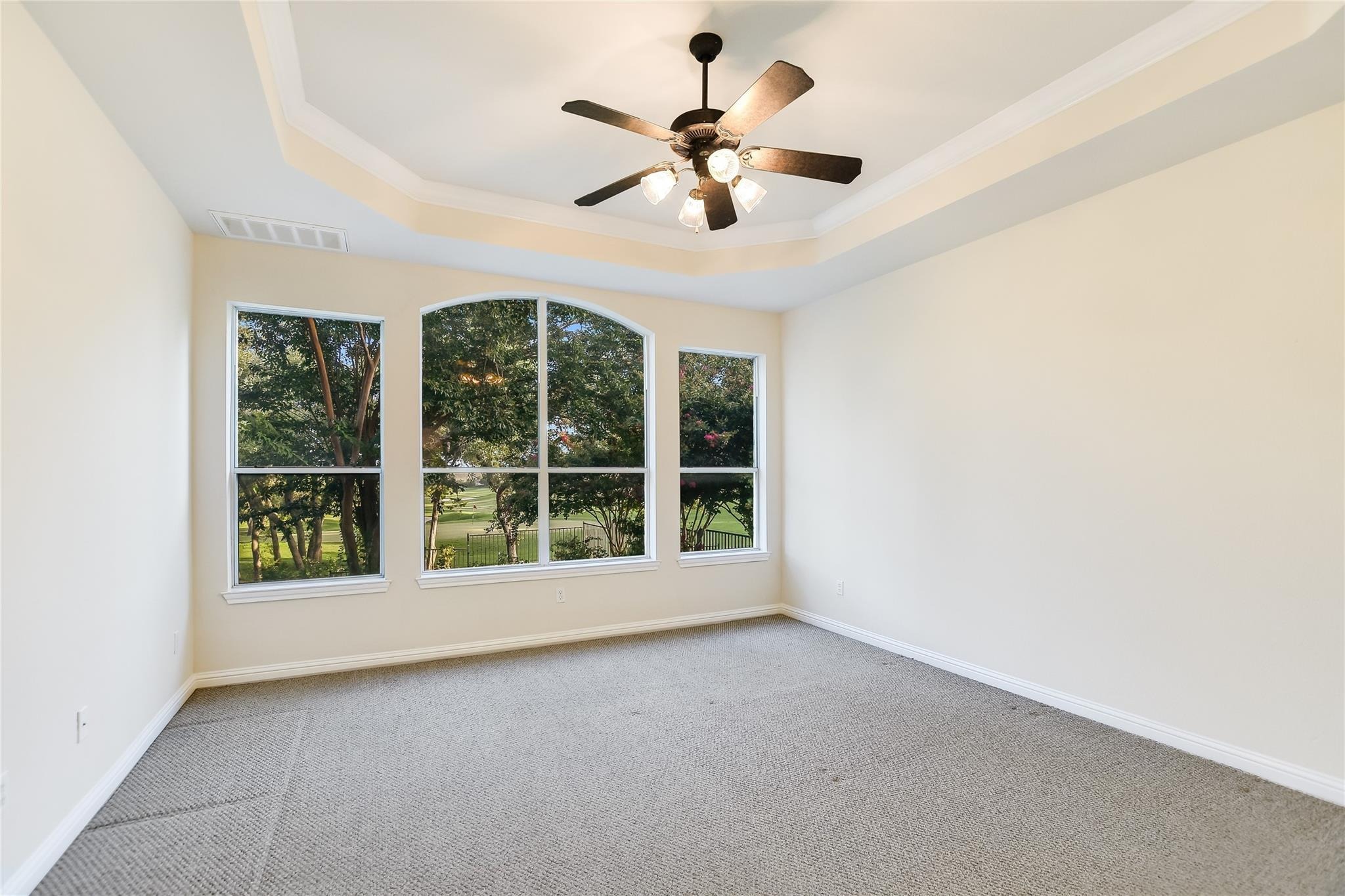 Williams St, Aliquippa, PA 15001