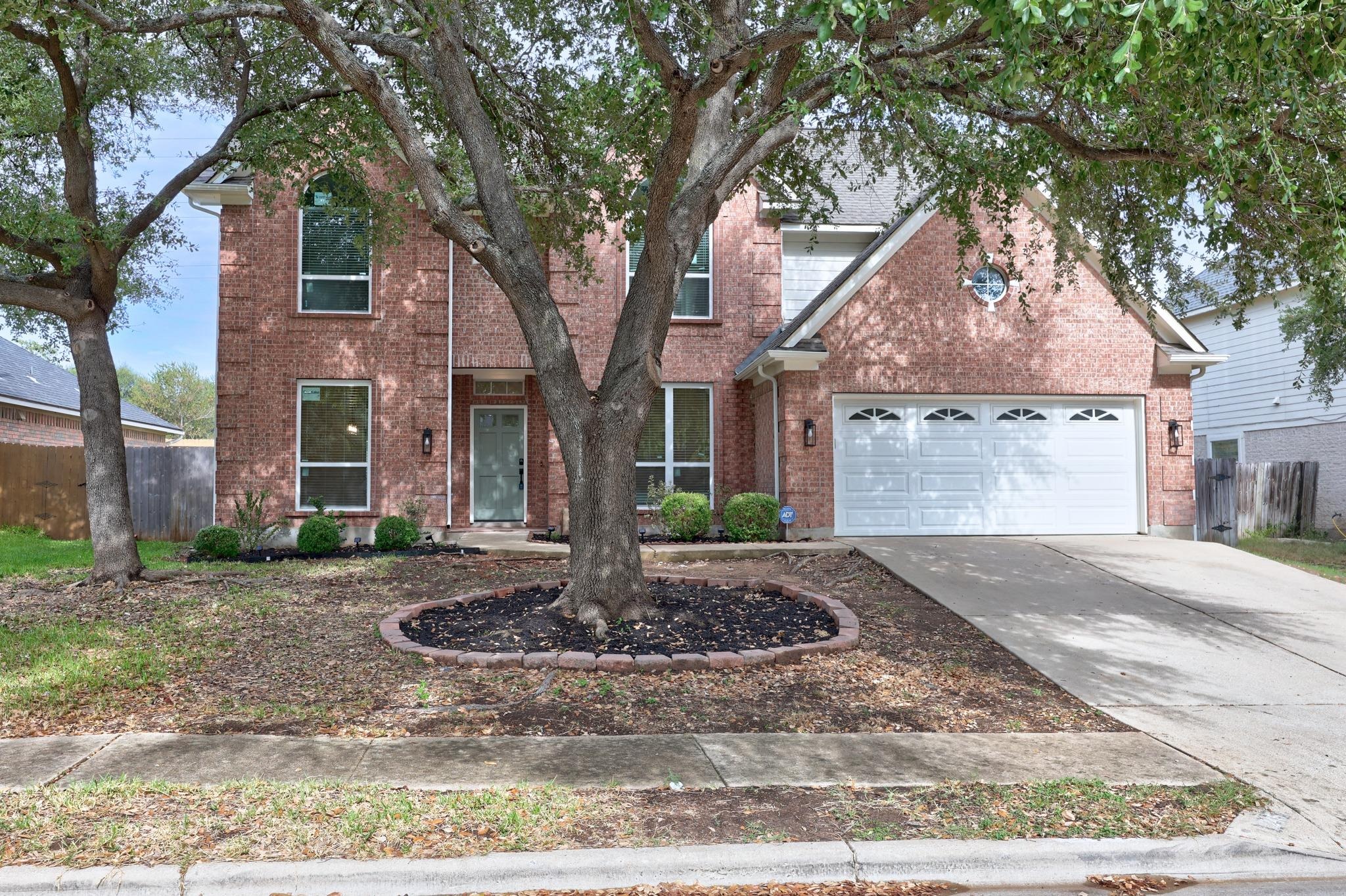 Lacey Oak Loop, Round Rock, TX 78681