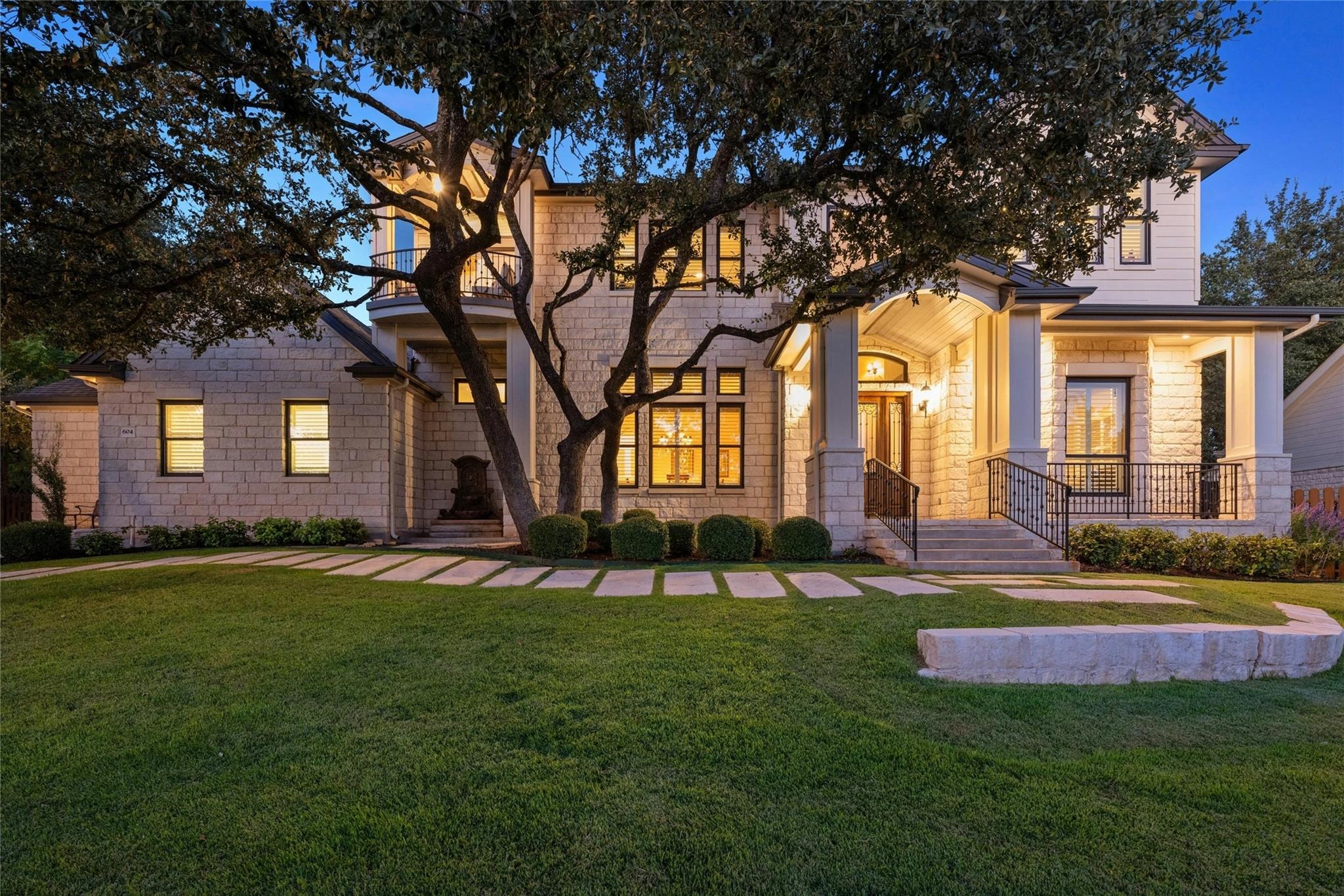 Flamingo Cv, Lakeway, TX 78734
