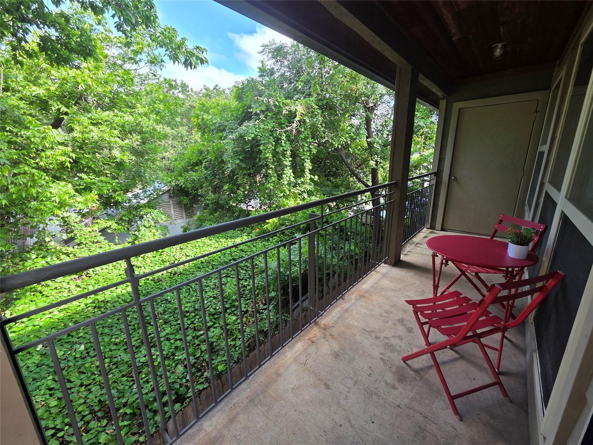 10th St, Austin, TX 78703