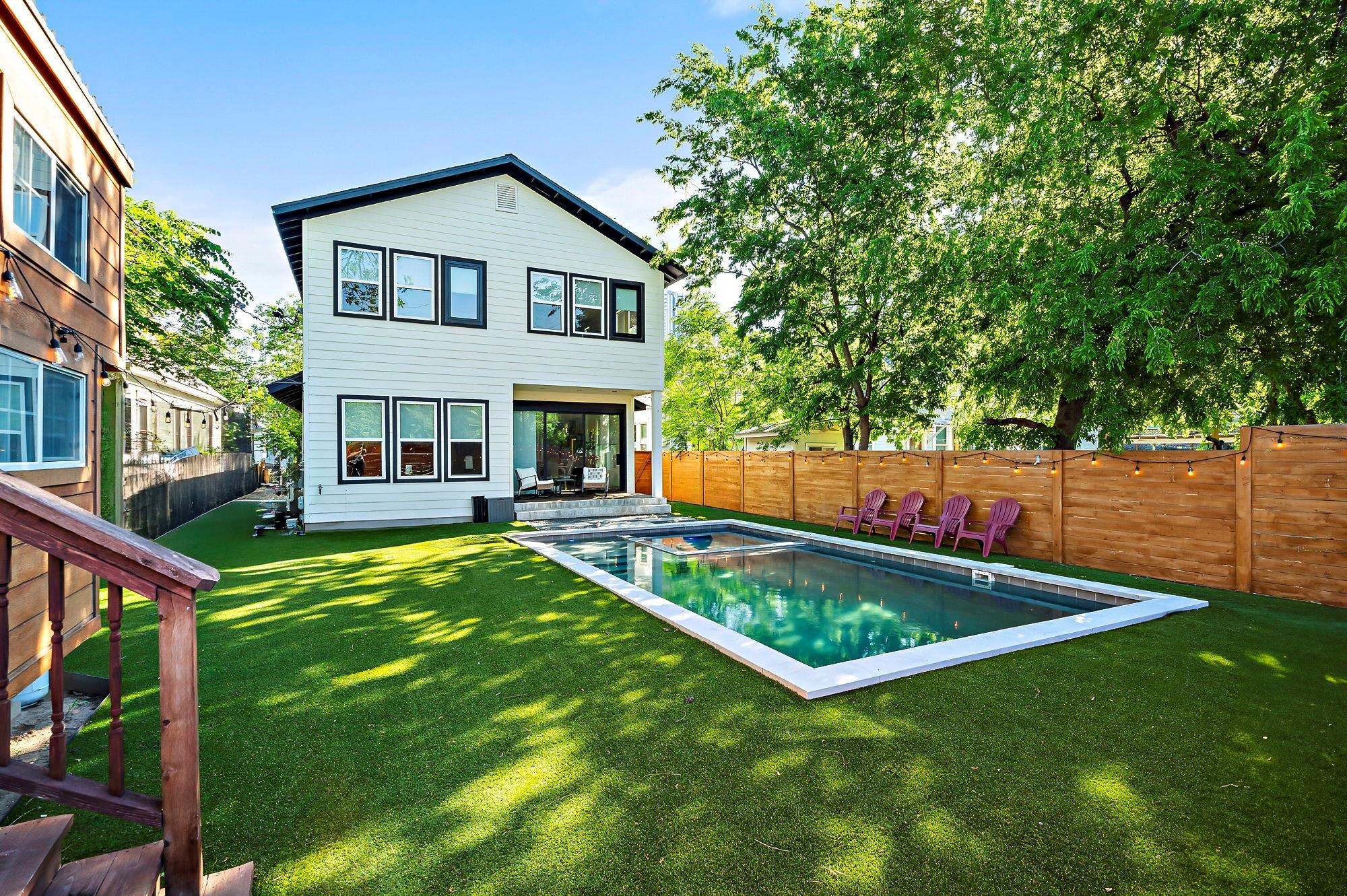 Willow St, Austin, TX 78702 #1