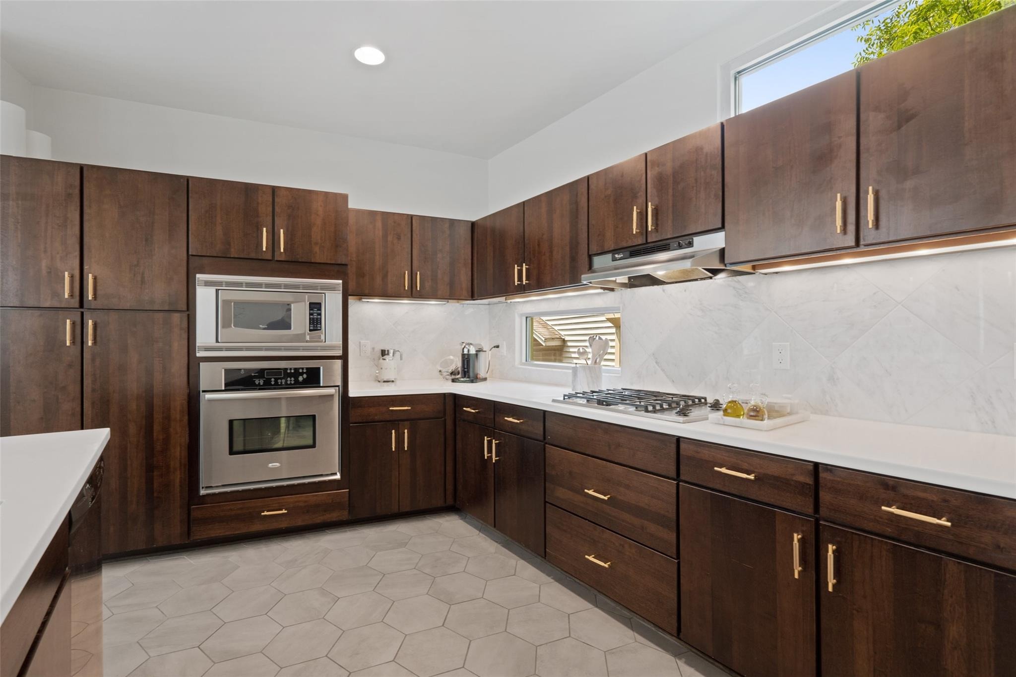 Summit St, Austin, TX 78741 #1