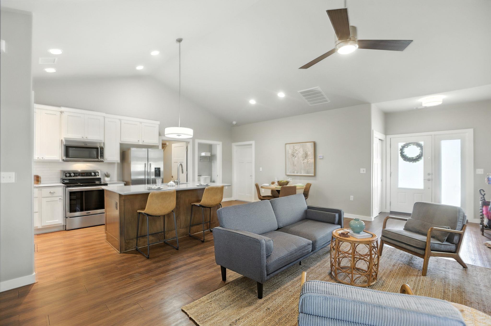 Rose Dr, Dripping Springs, TX 78620