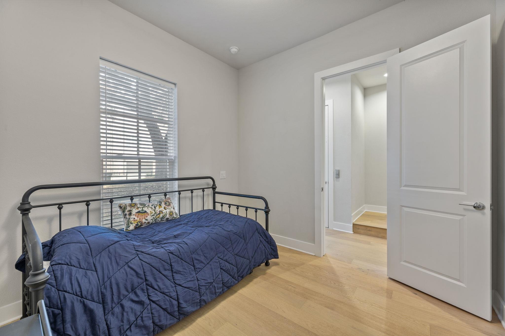 Town Creek Dr, Austin, TX 78741 #1