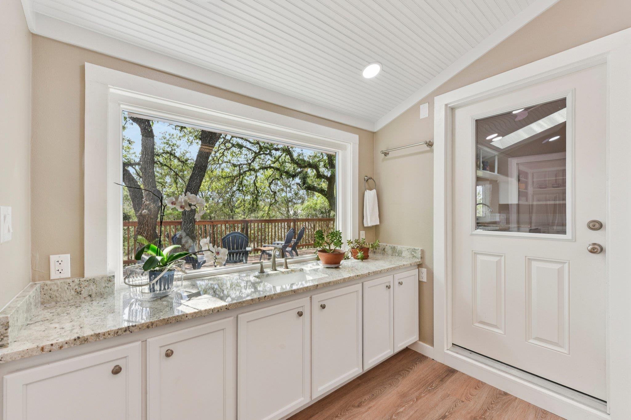 County Road 420 , Spicewood, TX 78669
